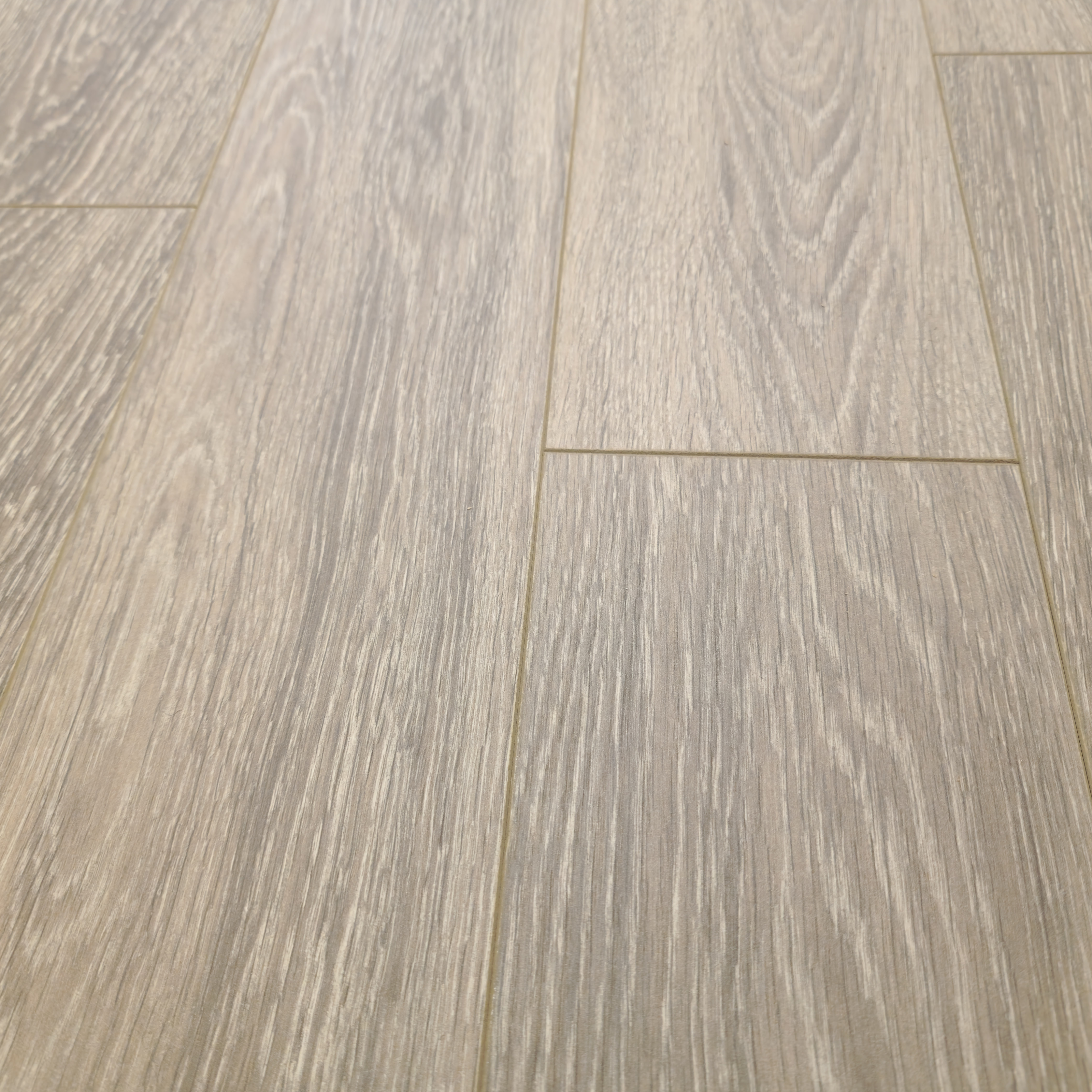 elmstone-oak-luxury-12mm-waterproof-laminate-flooring-16