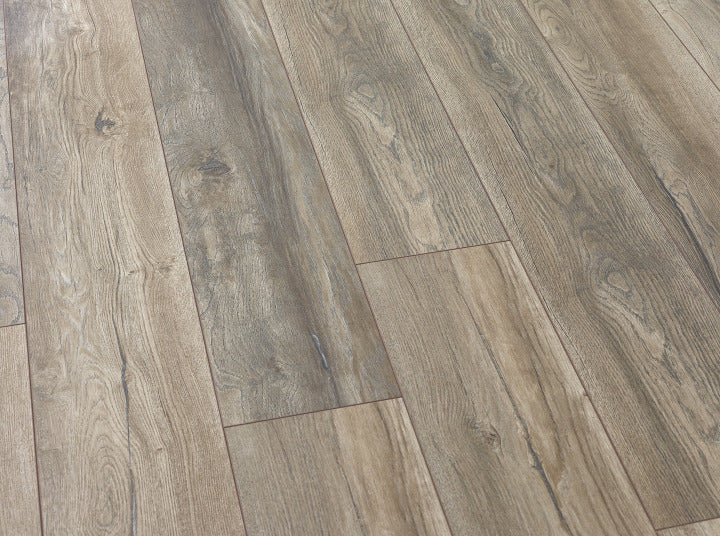 horizon-12mm-rustic-trail-oak-laminate-flooring-5
