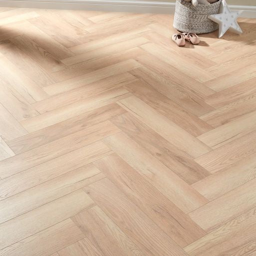 8mm-wide-imperial-oak-herringbone-laminate-flooring-forenzo-1