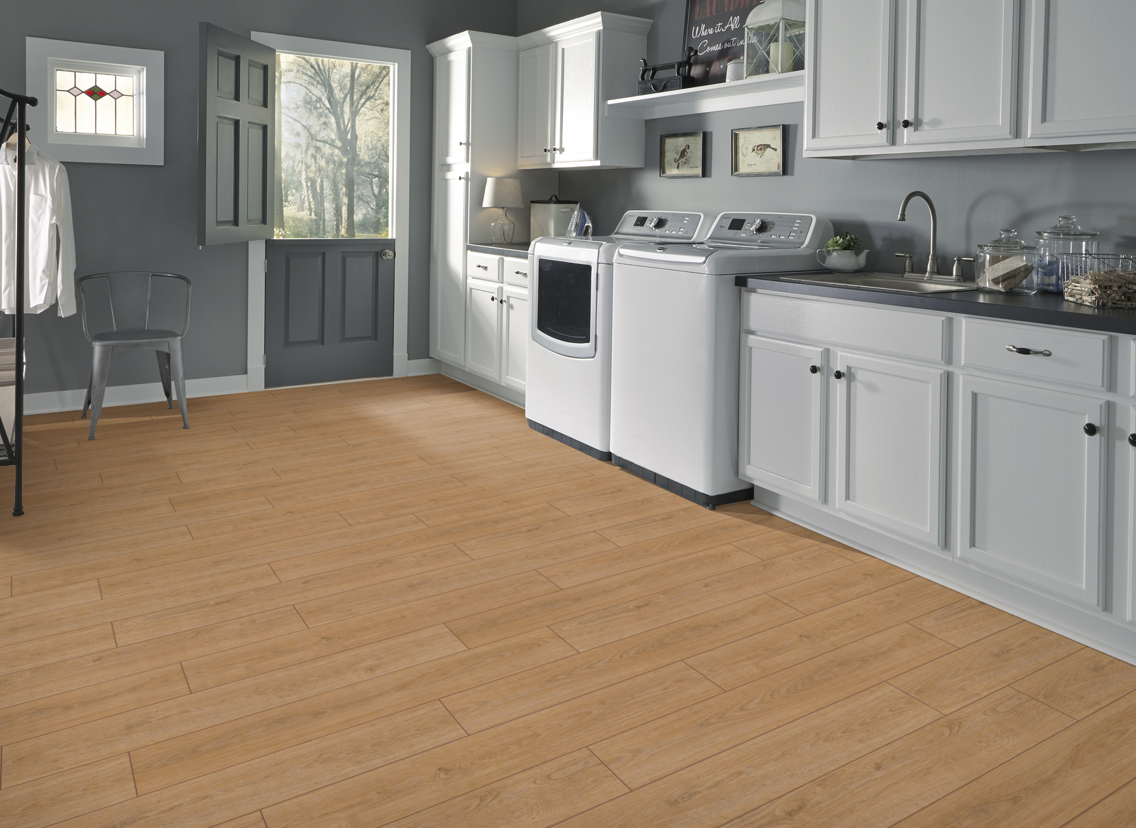 12mm Pinecrest Elite XL Laminate Flooring