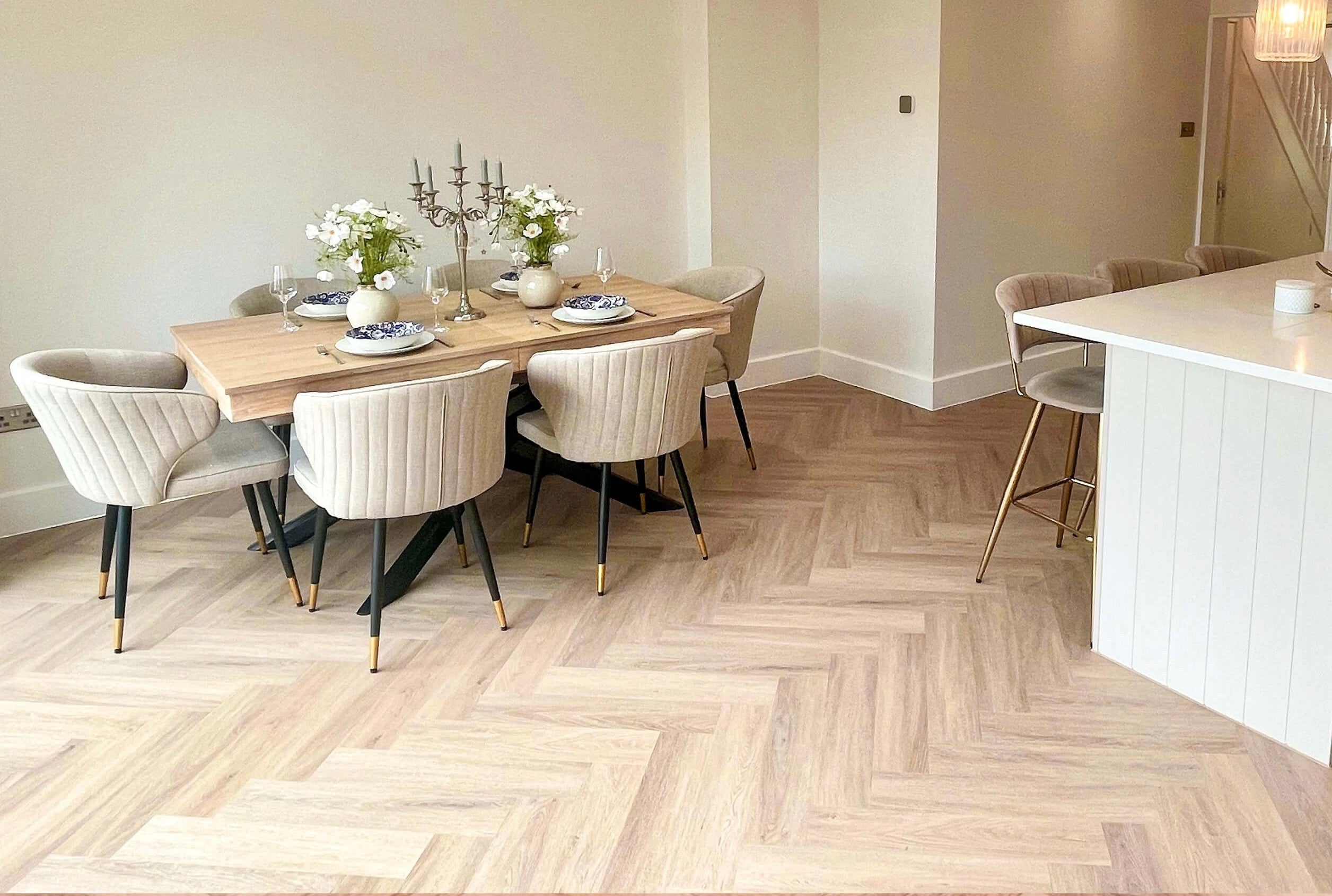 oak-haven-herringbone-luxury-vinyl-tile-flooring-waterproof-rigid-core-spc-click-lvt-2