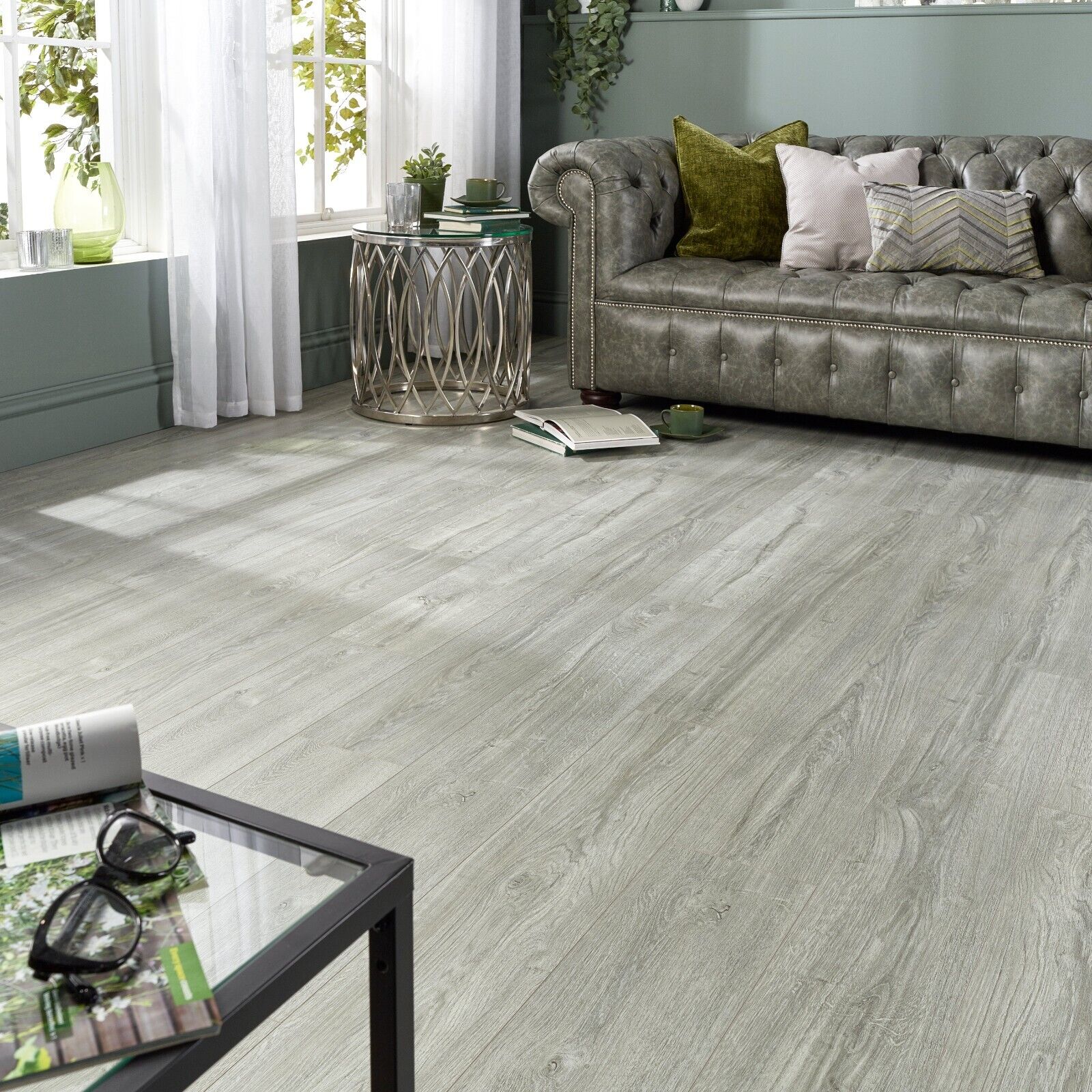 sovereign-frost-oak-vinyl-click-flooring-2