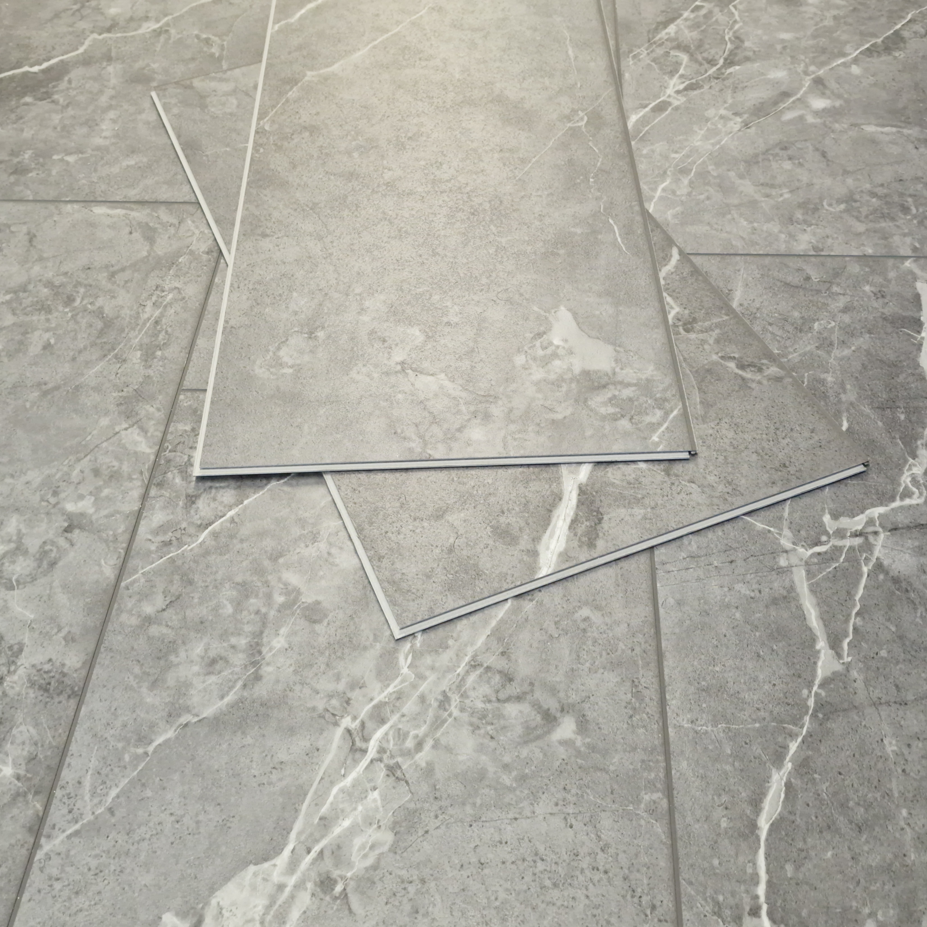 modena-smoke-oak-plank-lvt-rigid-core-spc-click-luxury-vinyl-tile-flooring-17
