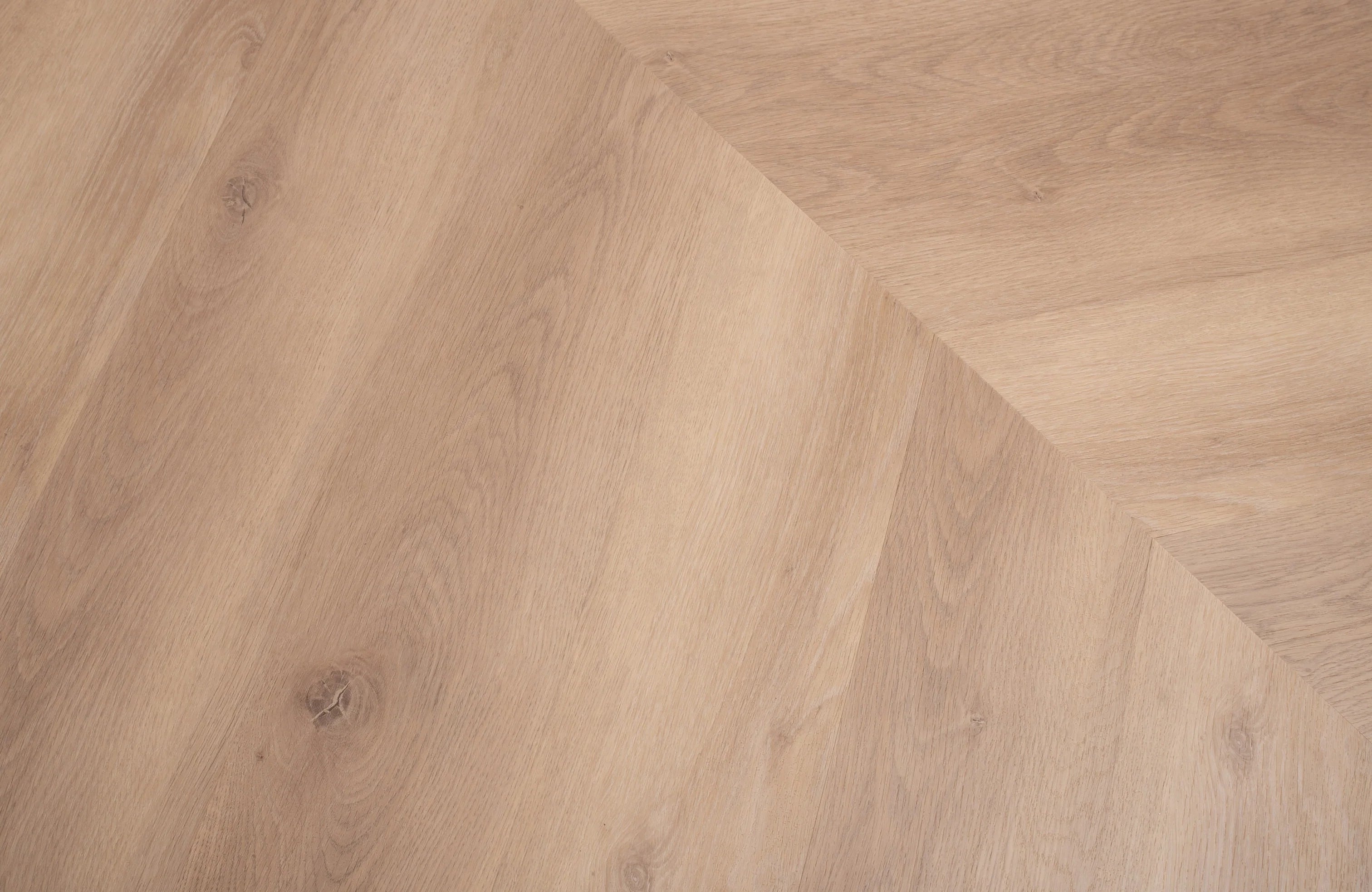 luma-golden-drift-oak-3mm-chevron-glue-down-lvt-4