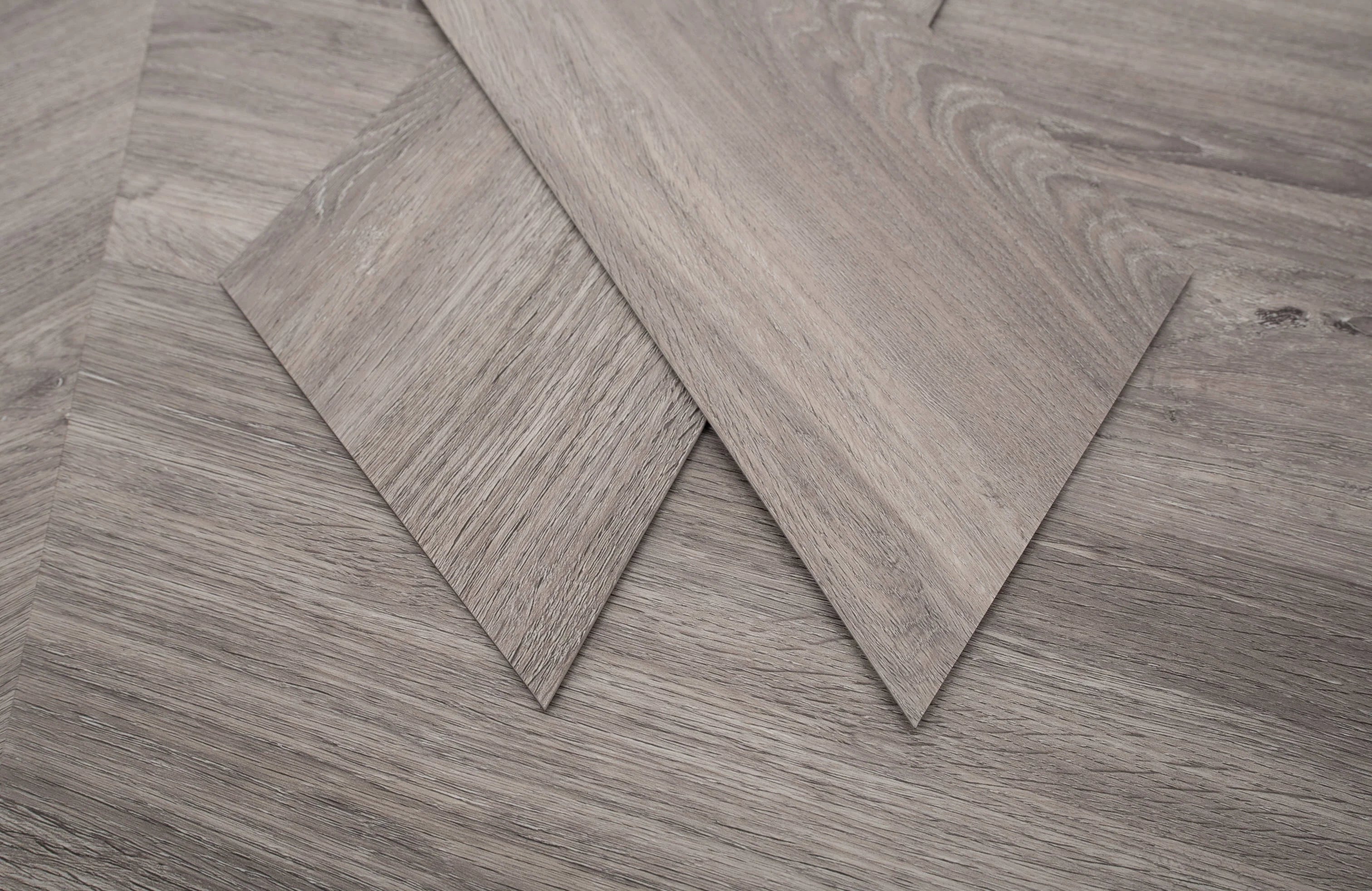 luma-nordwood-oak-3mm-chevron-glue-down-lvt-6