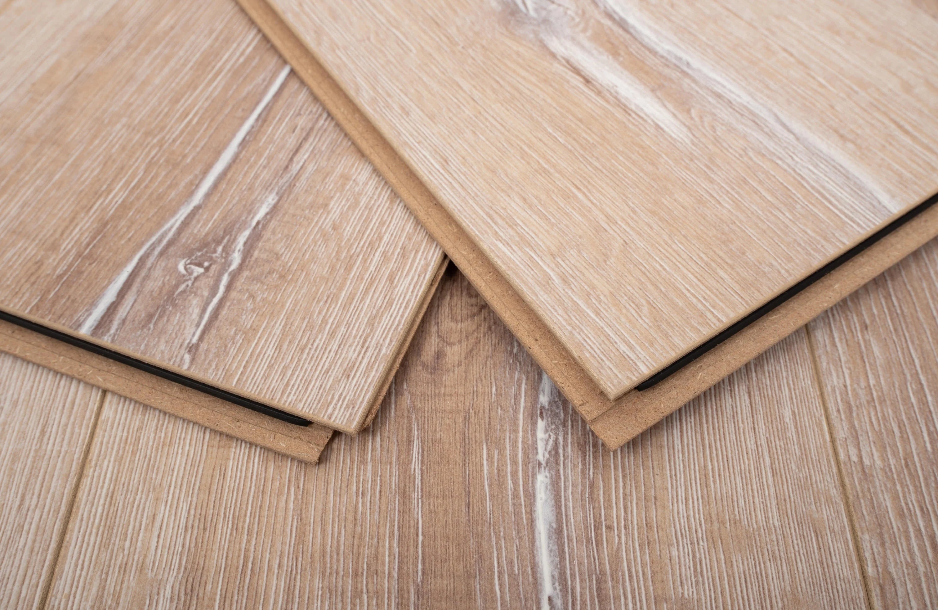 sunlit-oak-luxury-8mm-waterproof-laminate-flooring-6