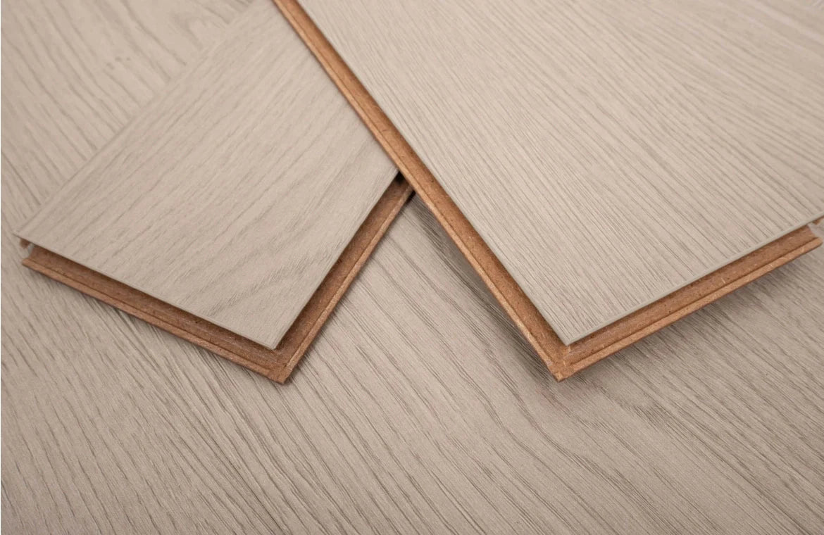 12mm-herringbone-laminate-flooring-whitford-oak-7