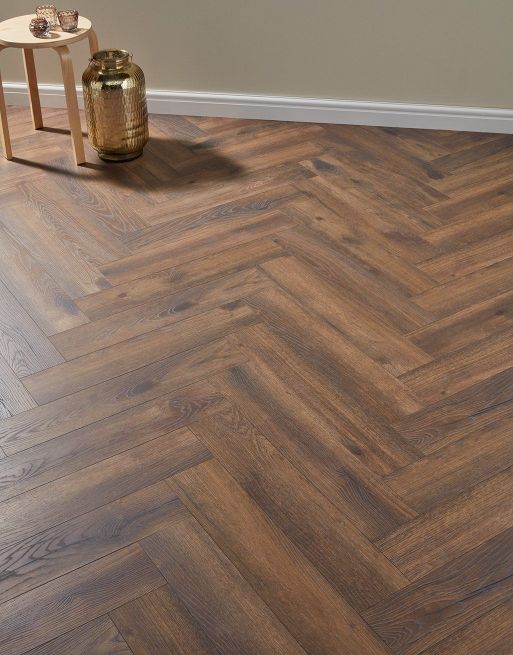 forenzo-8mm-crownwood-oak-herringbone-laminate-flooring-1