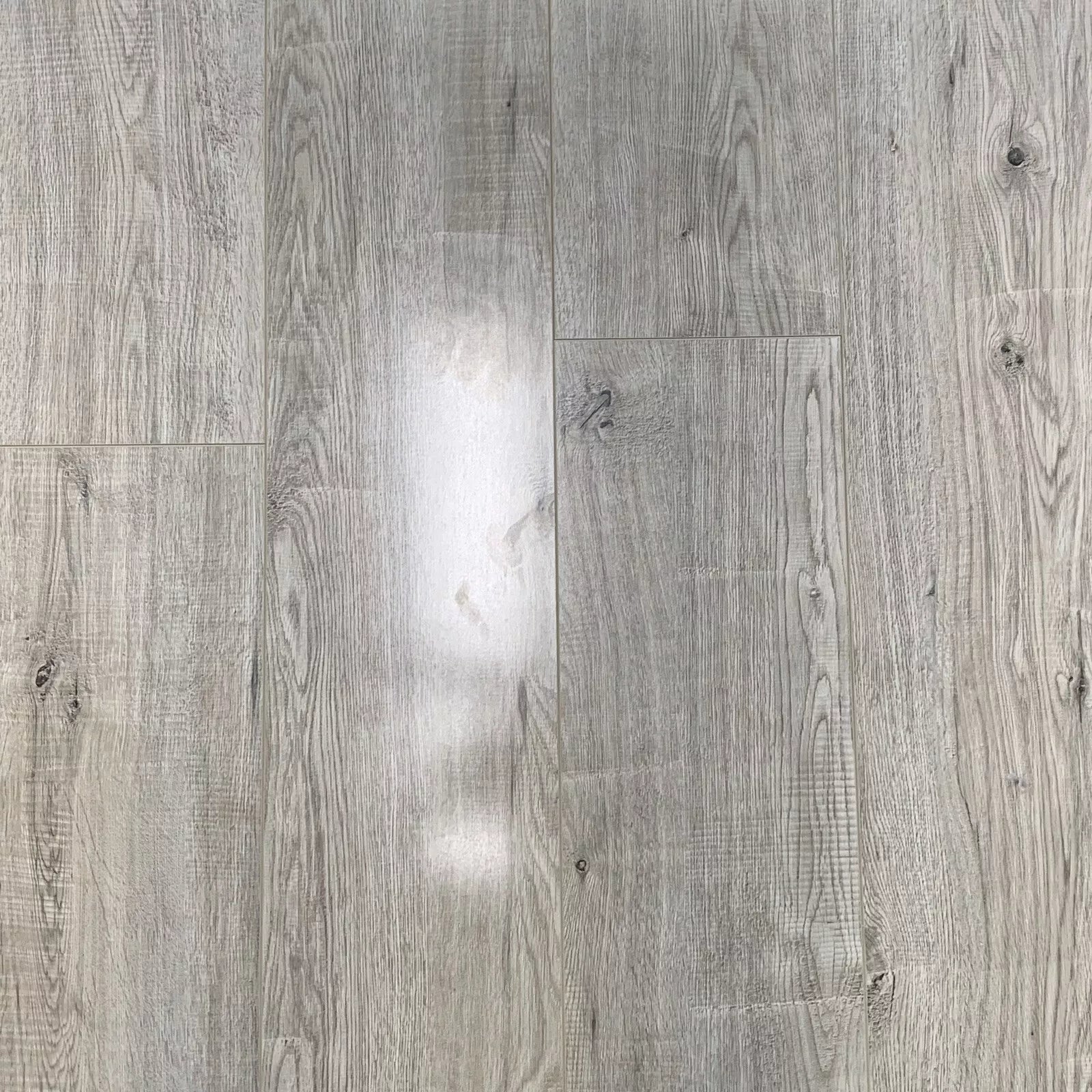 high-gloss-venetian-8mm-laminate-flooring-1