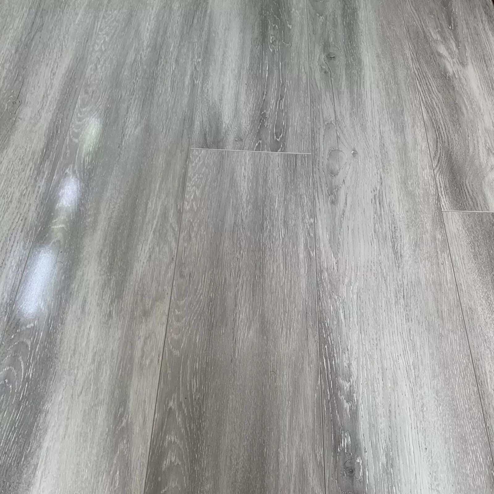 high-gloss-ice-8mm-laminate-flooring-5