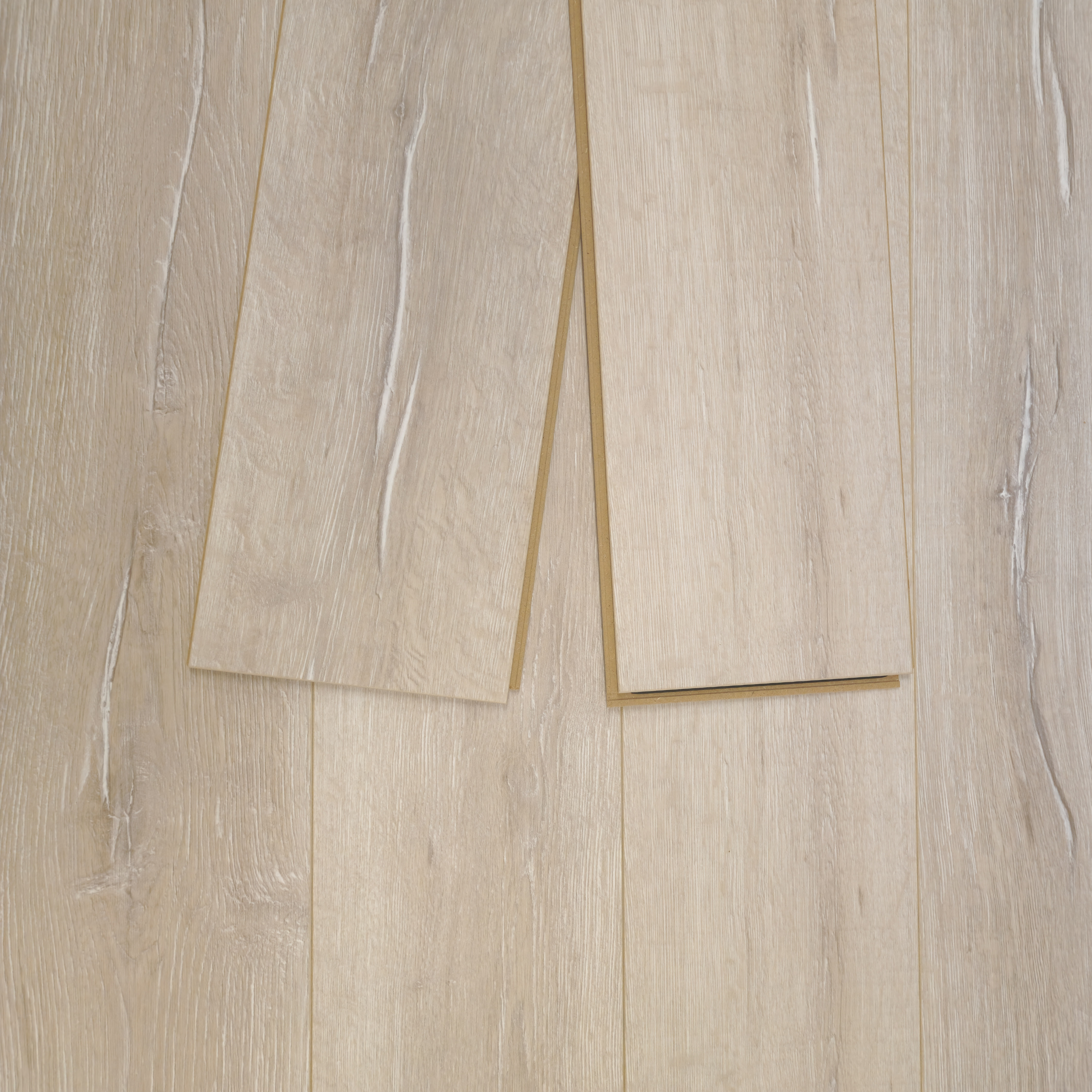 luma-oak-luxury-8mm-waterproof-laminate-flooring-12