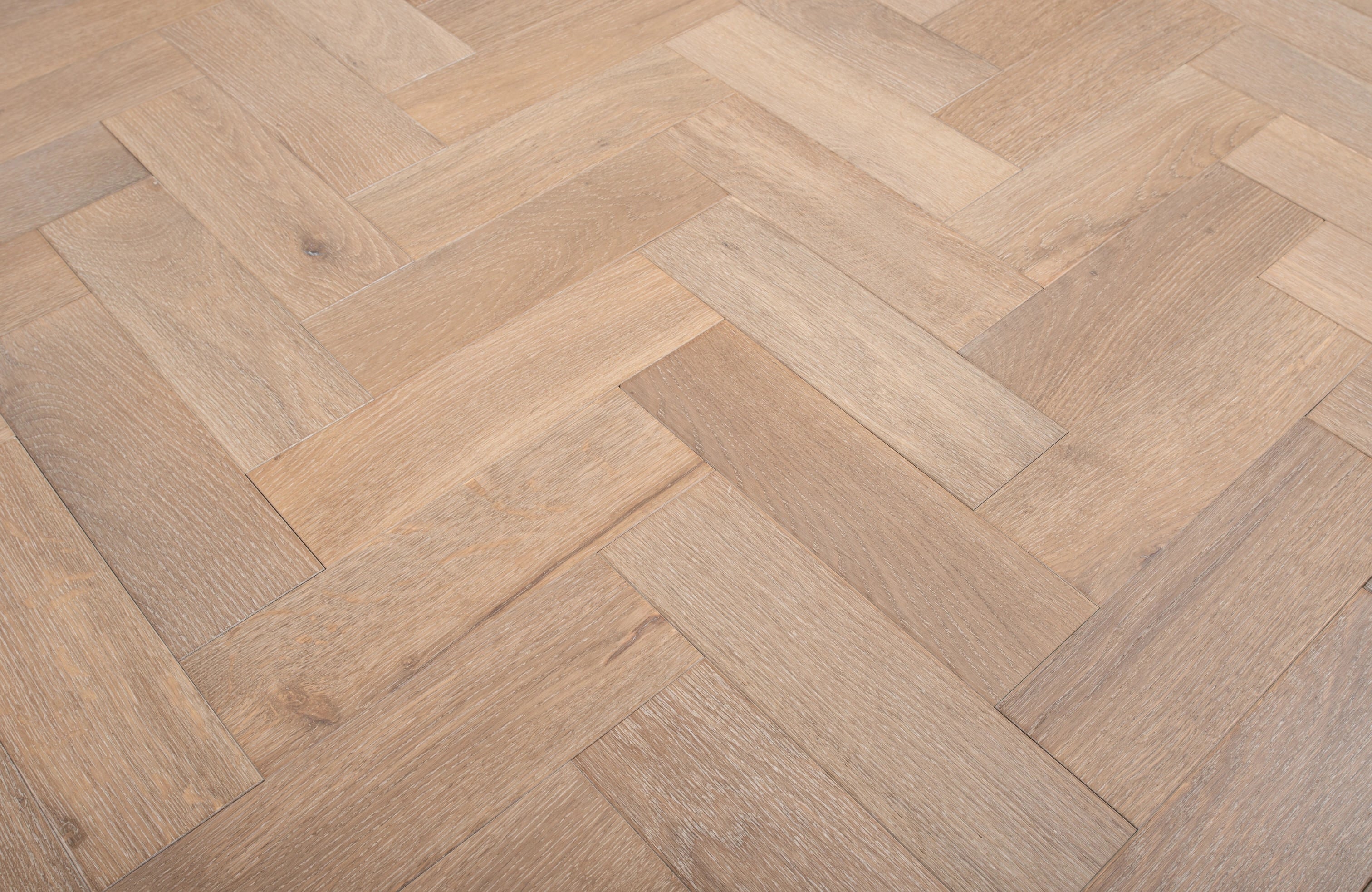 Thameside Oak Herringbone 14mm Engineered Wood Flooring