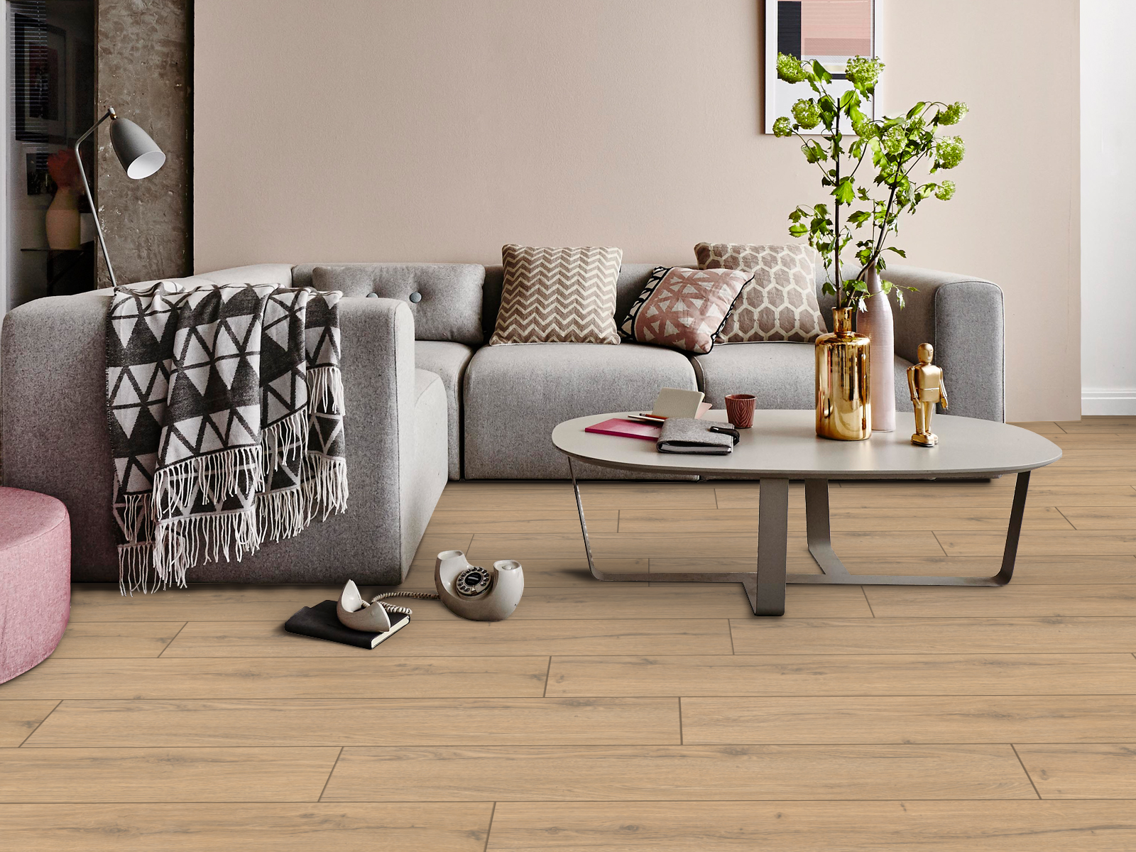 elite-xl-12mm-laminate-flooring-walnut-grove-5