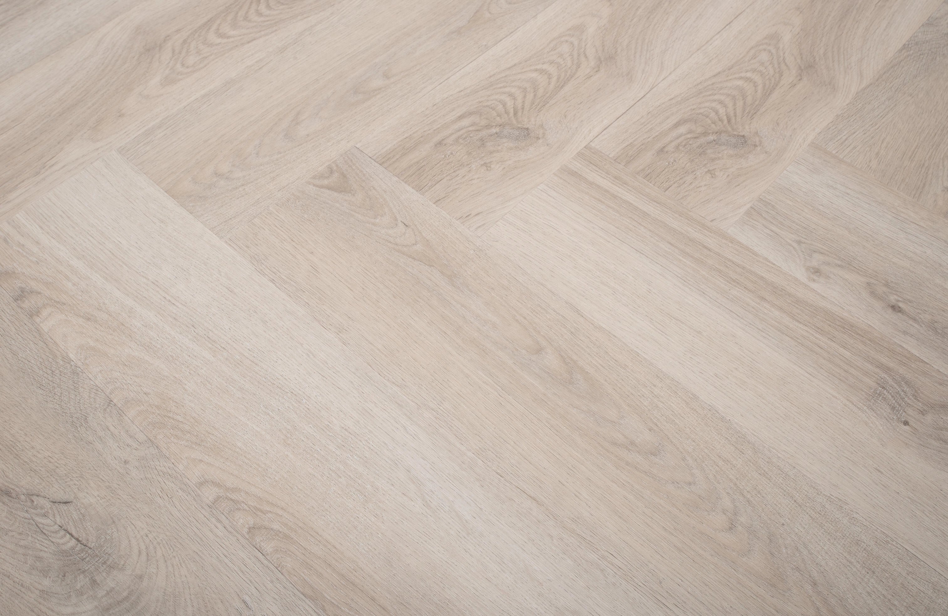 luma-valleywood-oak-3mm-herringbone-waterproof-glue-down-lvt-3