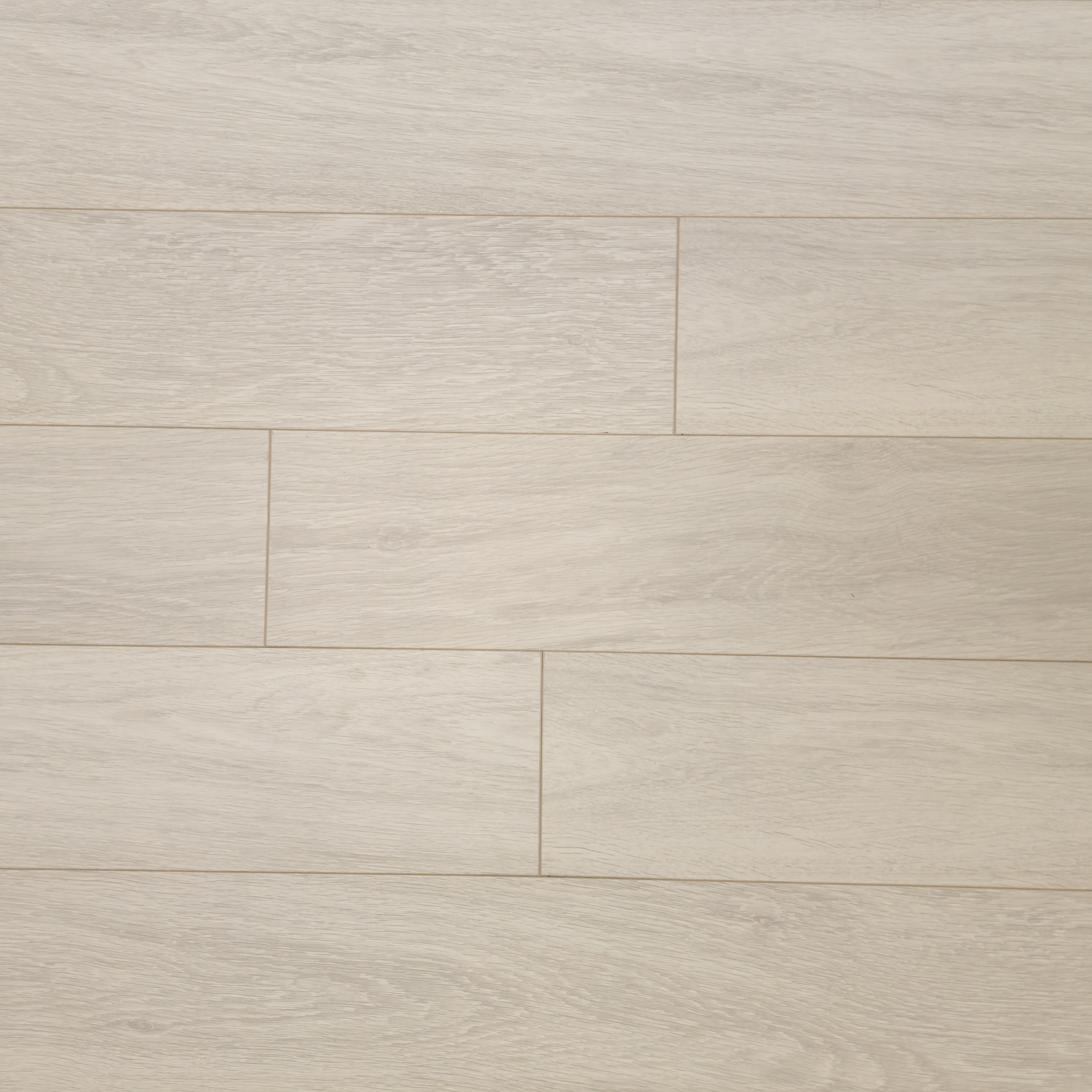 Silverpine Oak Luxury 12mm Waterproof Laminate Flooring