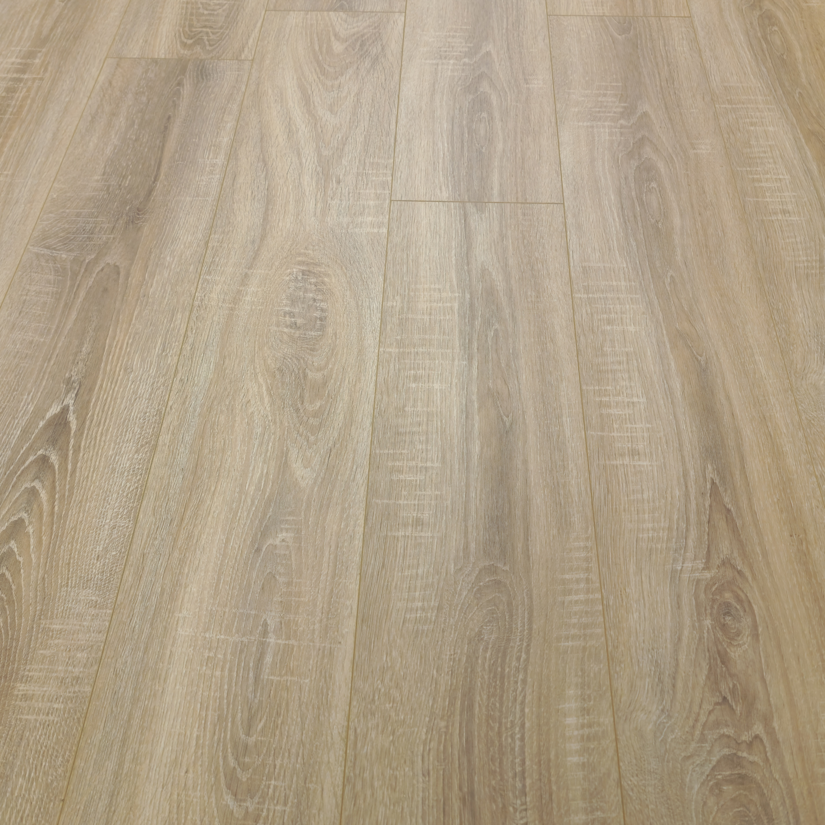 caramel-oak-luxury-8mm-waterproof-laminate-flooring-9