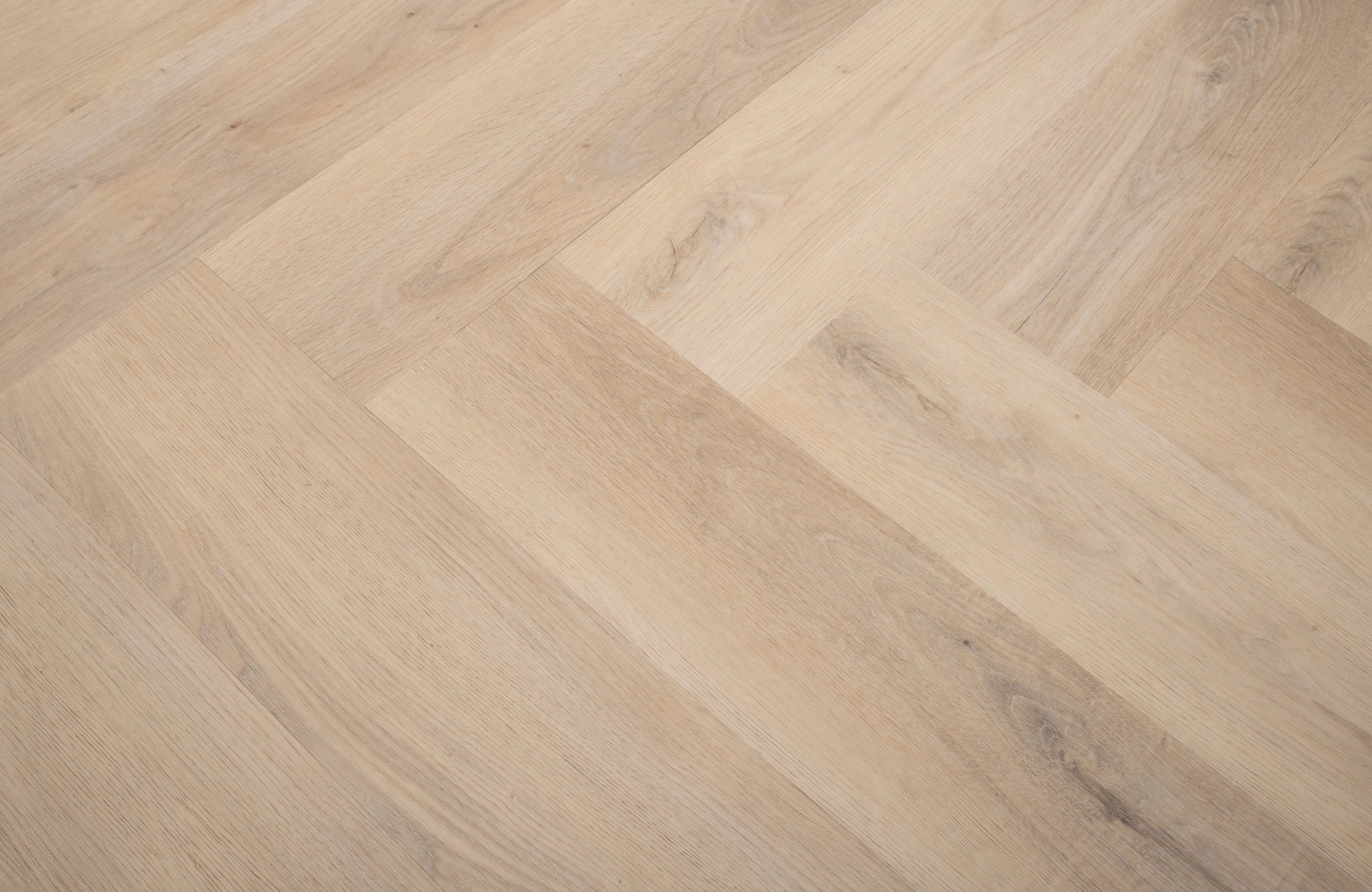 luma-walnut-oak-3mm-herringbone-waterproof-glue-down-lvt-3