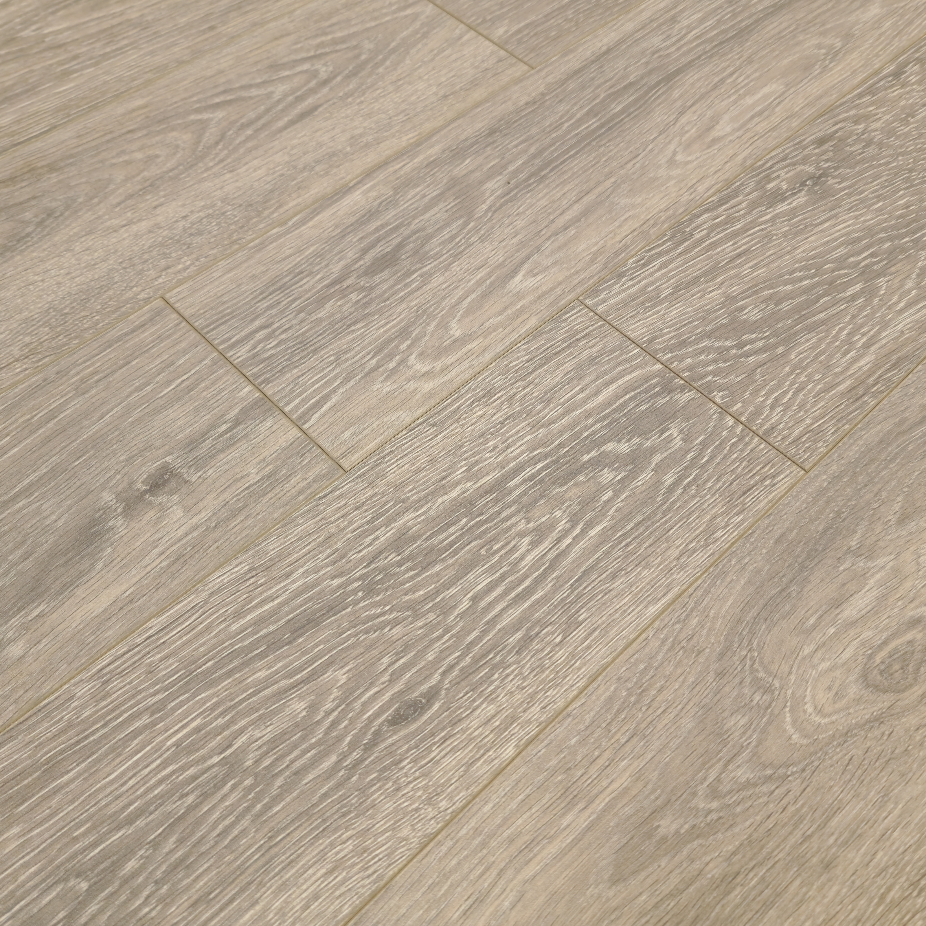 elmstone-oak-luxury-12mm-waterproof-laminate-flooring-8