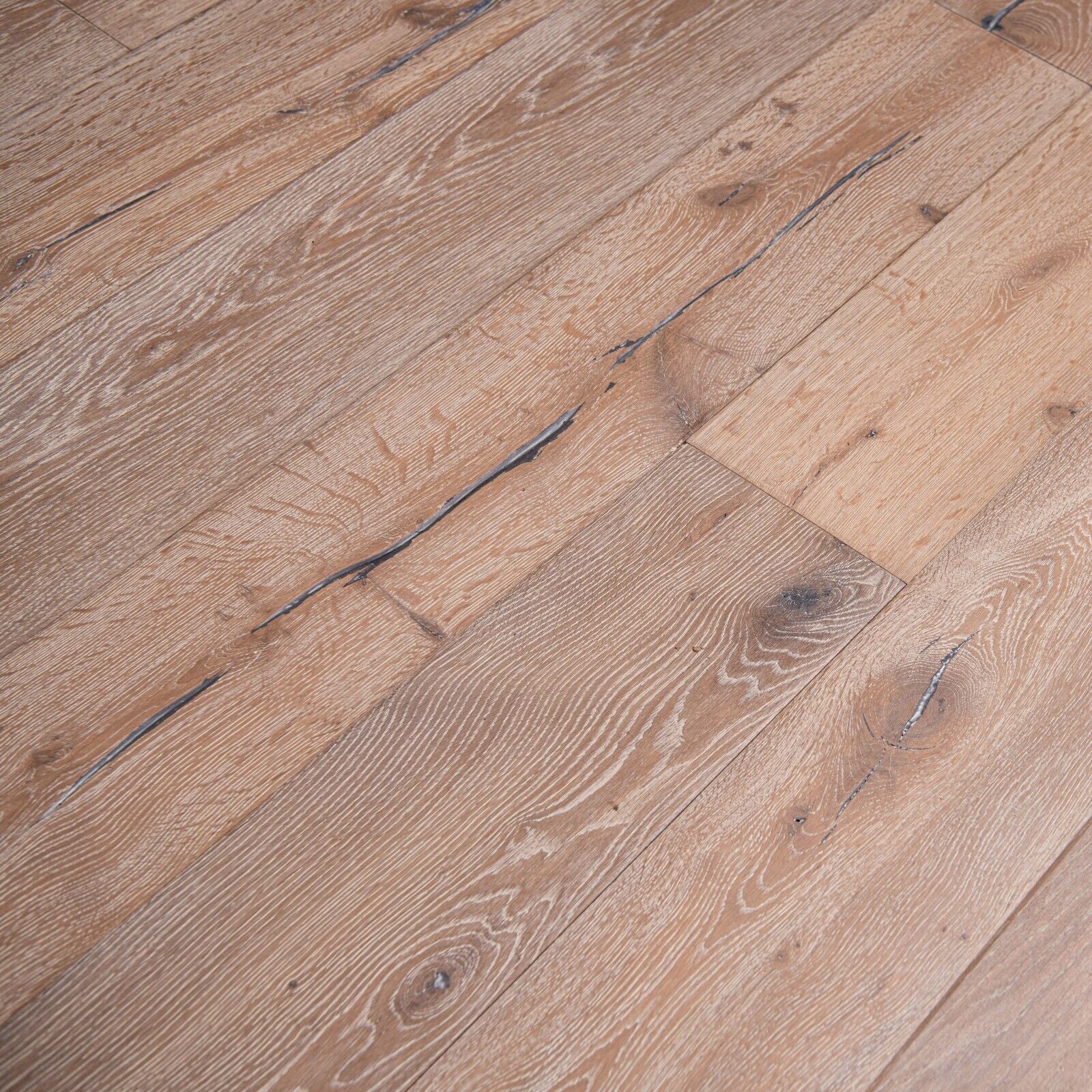 lilypad-graphite-distressed-engineered-wood-flooring-2