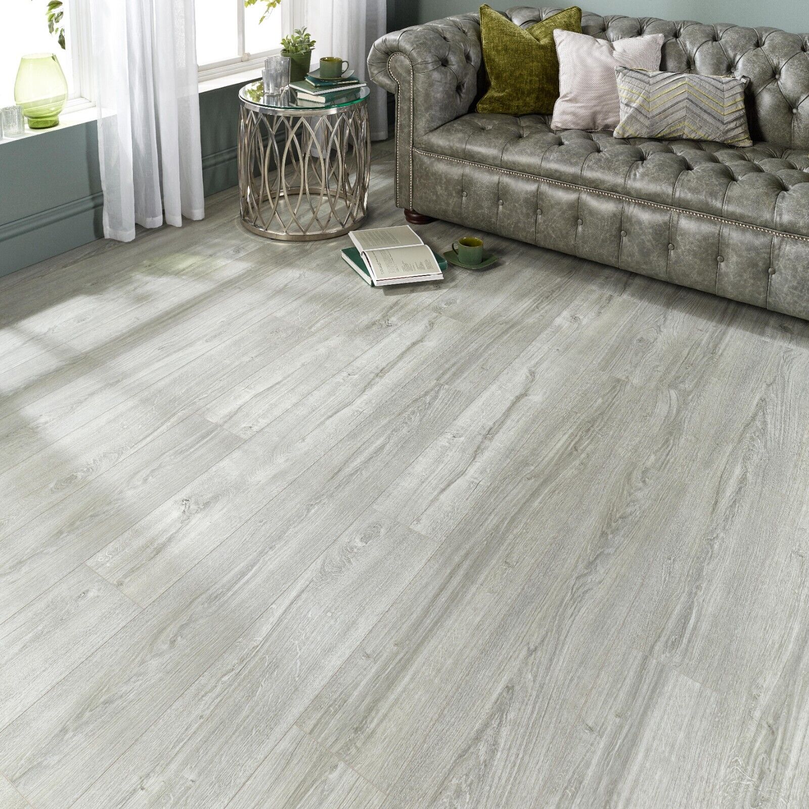 sovereign-frost-oak-vinyl-click-flooring-1