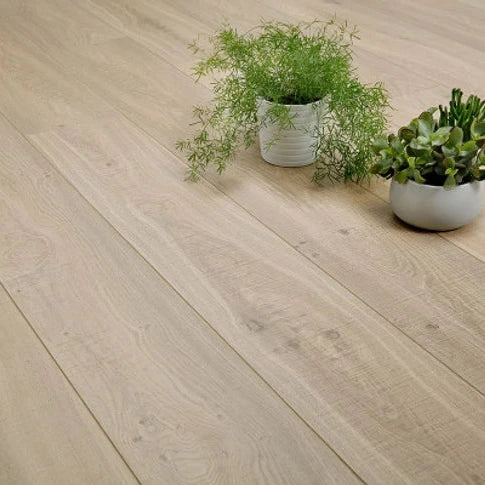 light-oak-waterproof-laminate-flooring-1