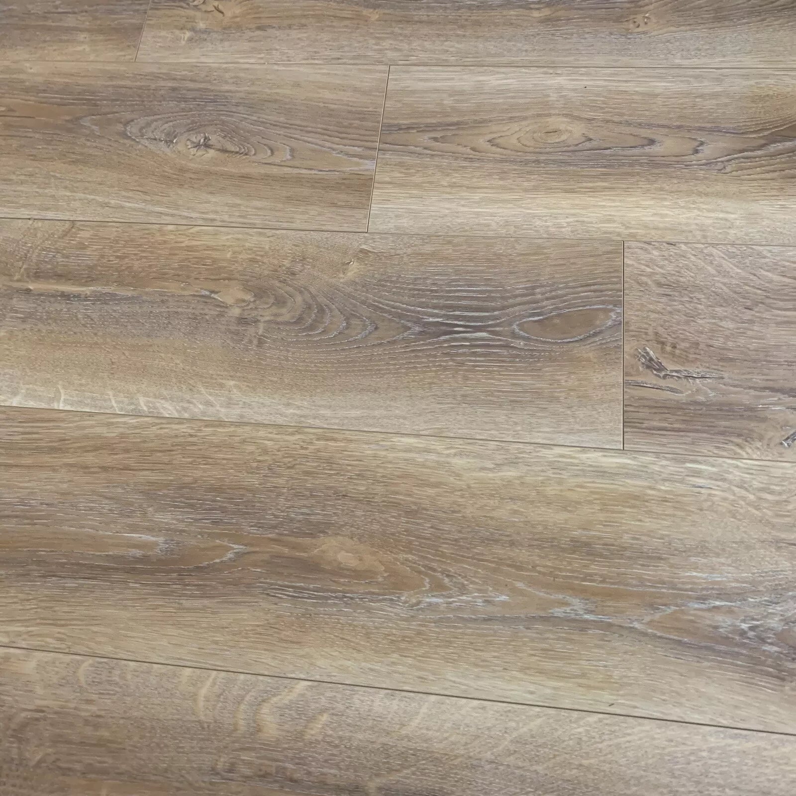 high-gloss-barrel-8mm-laminate-flooring-10