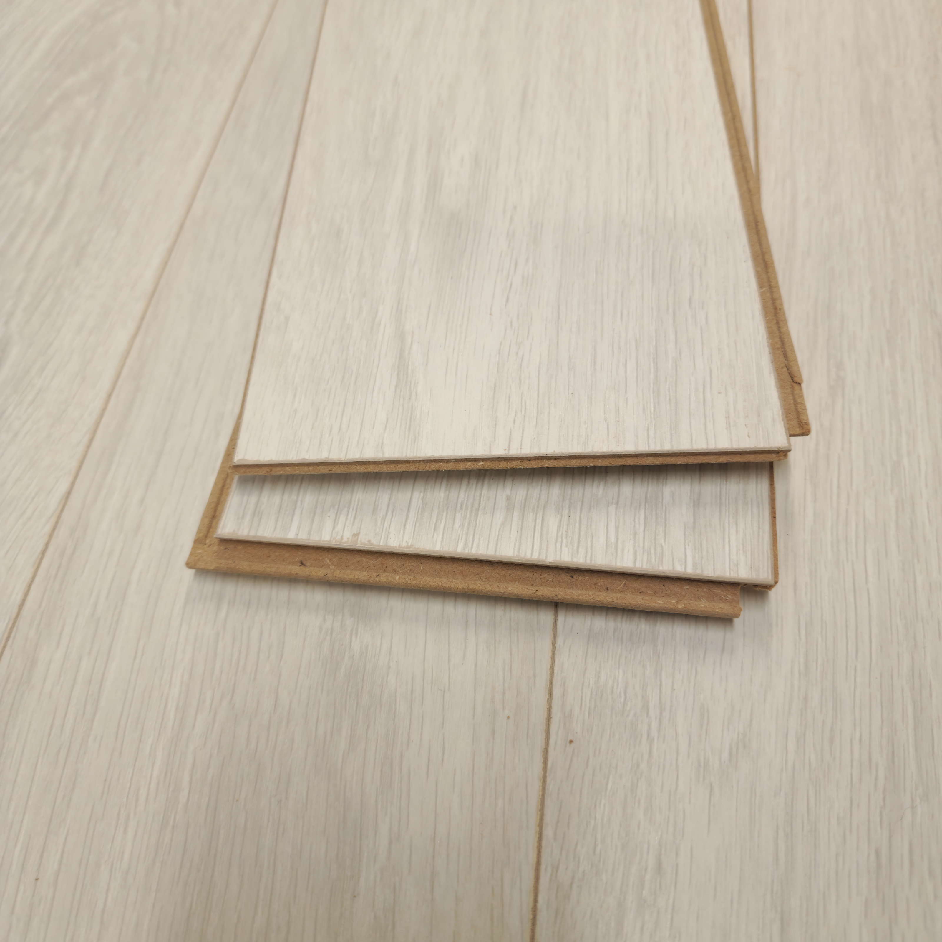 Silverpine Oak Luxury 12mm Waterproof Laminate Flooring