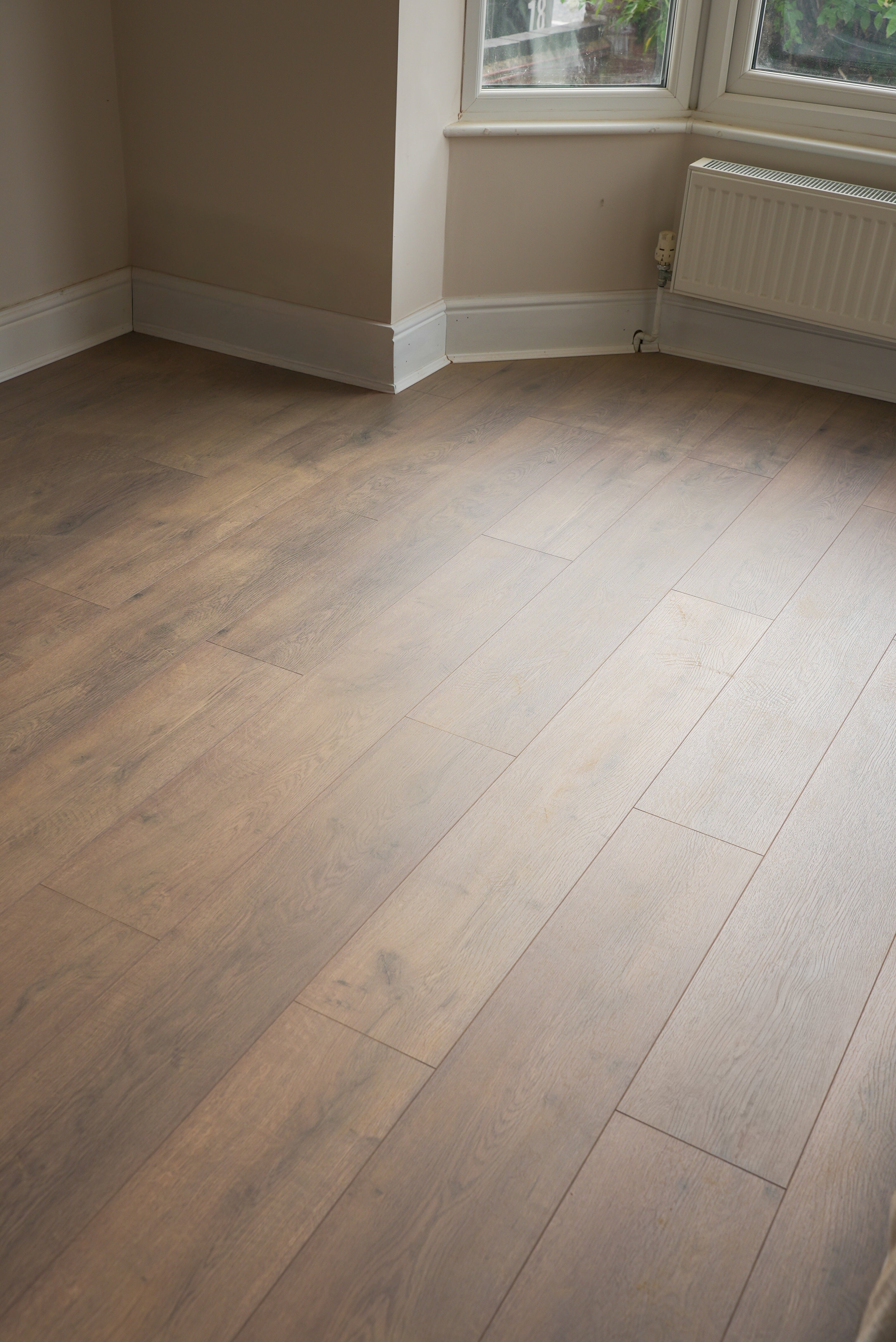 step-click-xl-nairobi-laminate-flooring-3