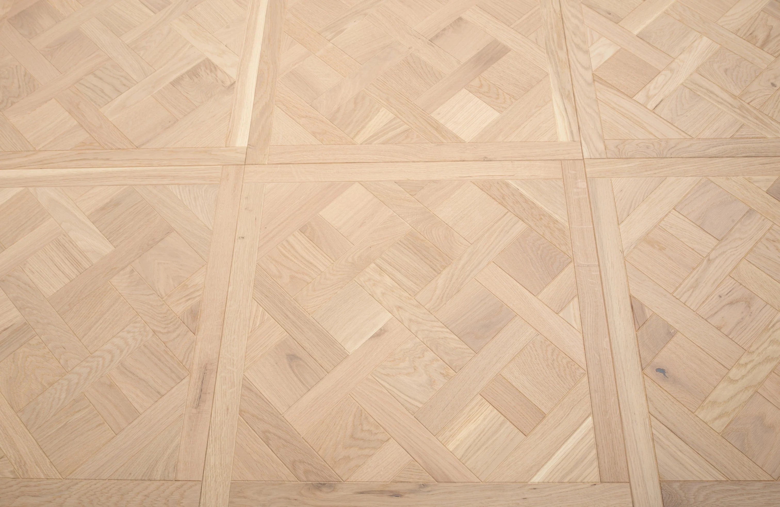 Versailles Premium Artisan Oak 14mm Engineered Wood Flooring