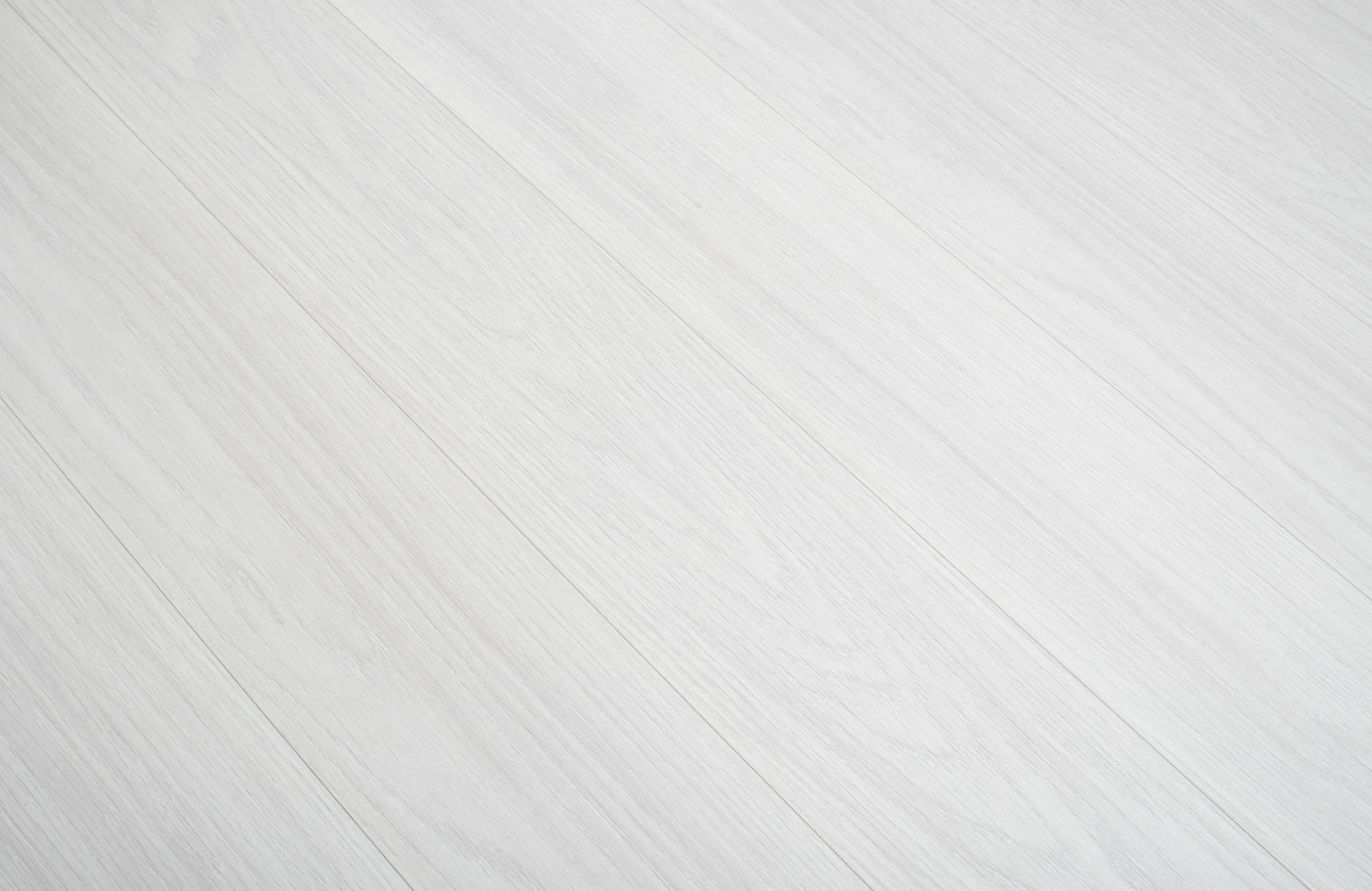 brightwood-oak-luxury-8mm-waterproof-laminate-flooring-2