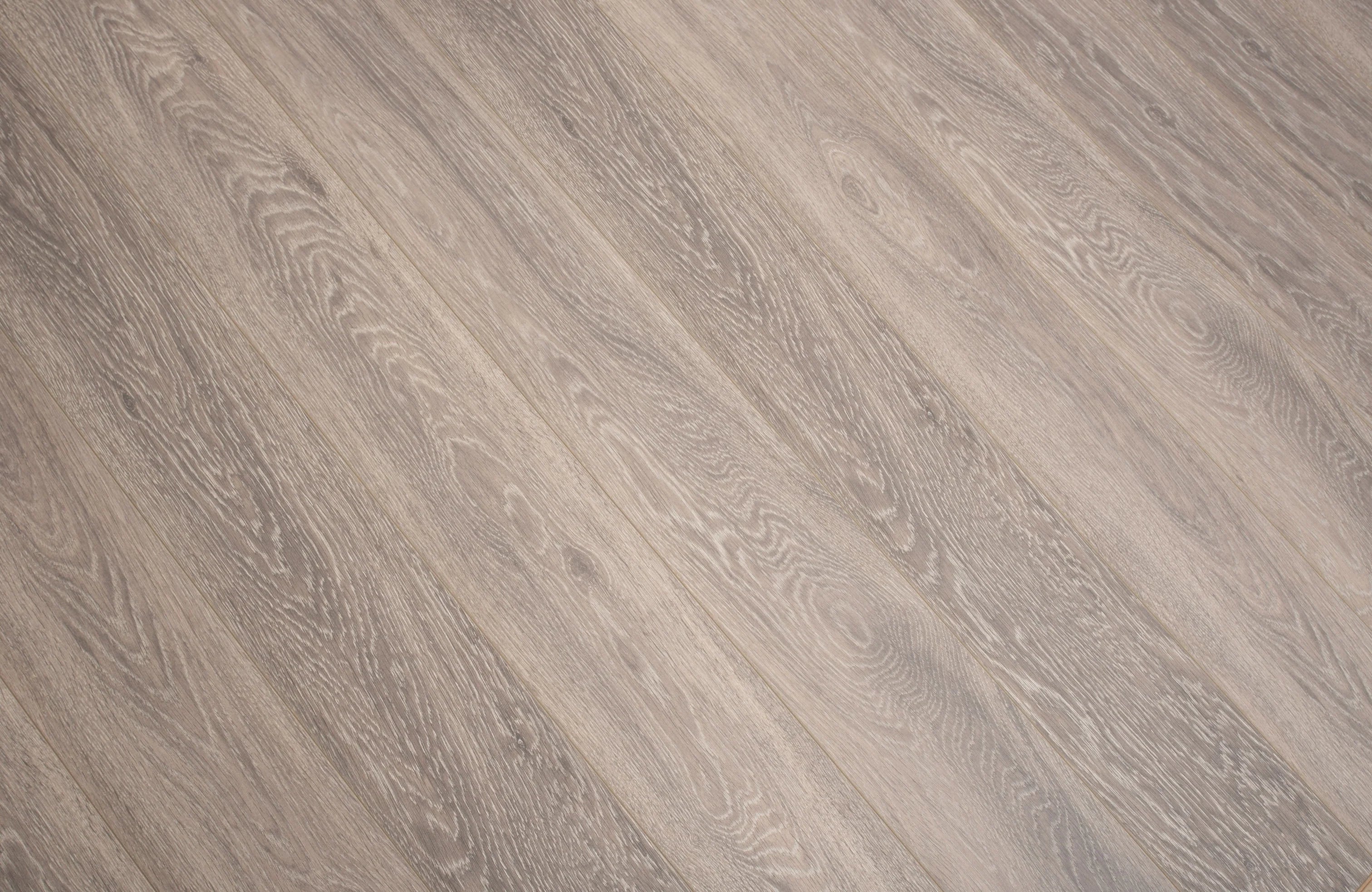 elmstone-oak-luxury-12mm-waterproof-laminate-flooring-3