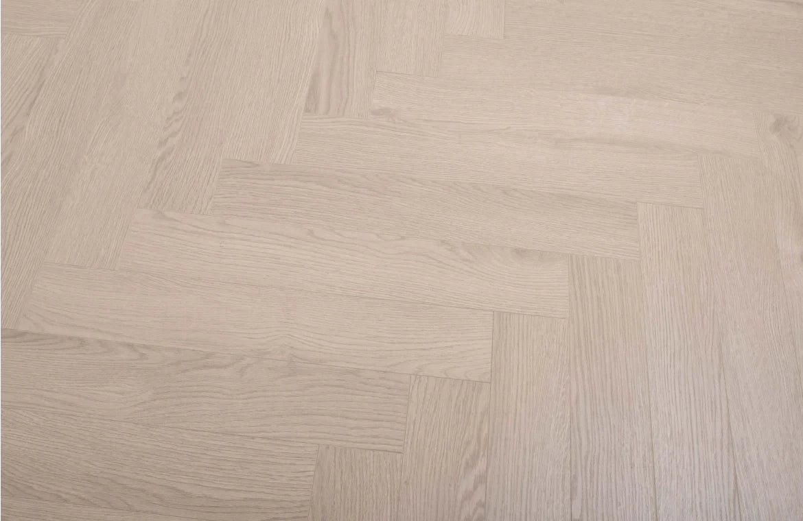 kingsley-8mm-whitford-oak-herringbone-laminate-flooring-5