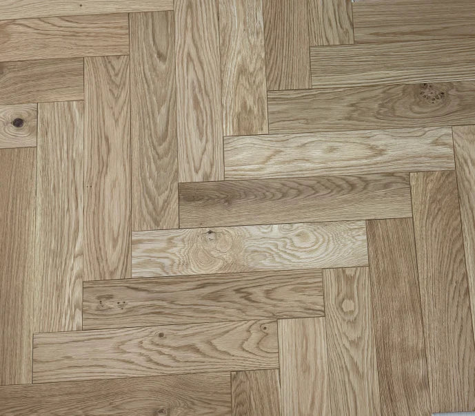 herringbone-oak-engineered-wood-flooring-verona-laurelwood-3