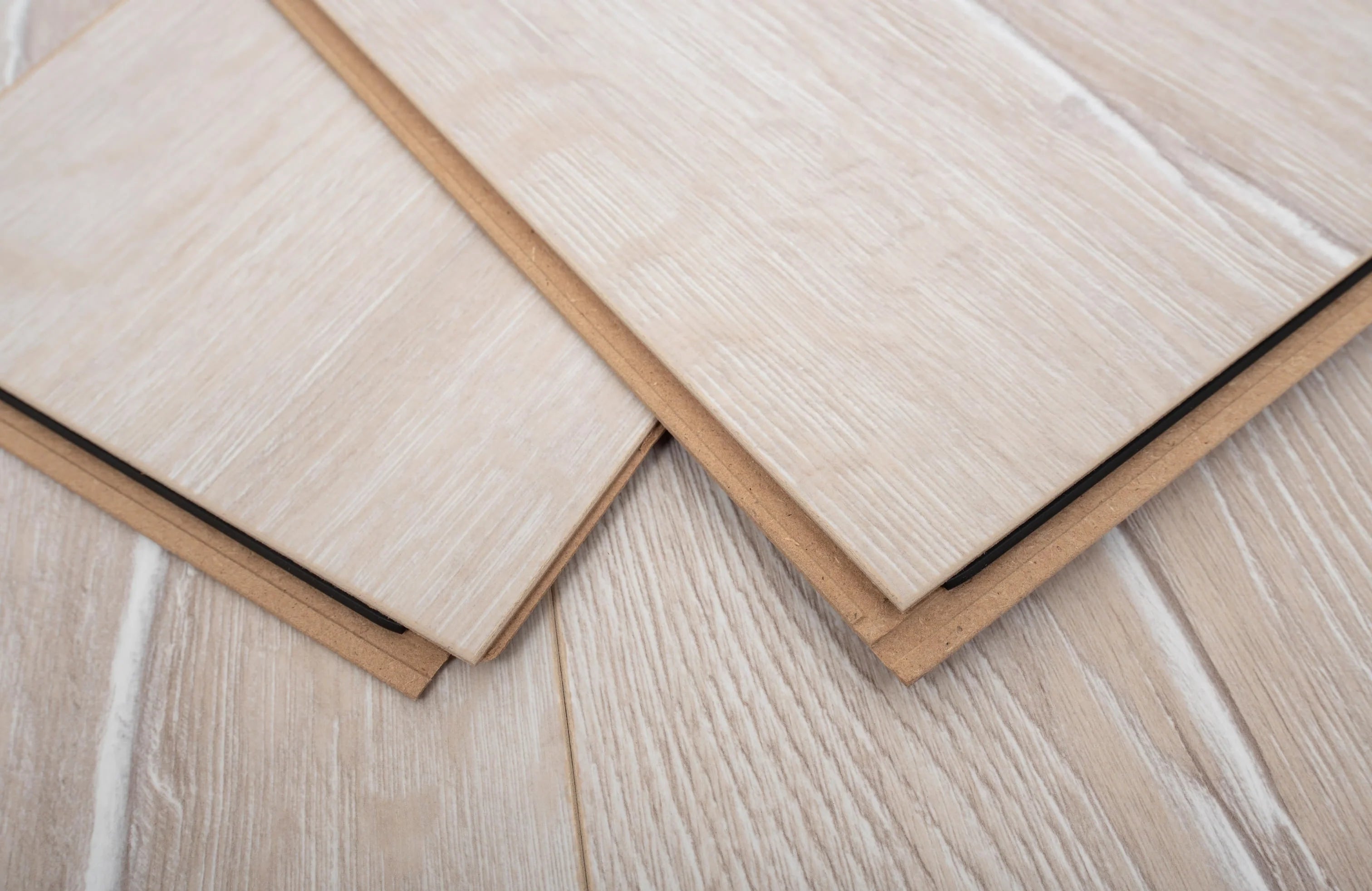 luma-oak-luxury-8mm-waterproof-laminate-flooring-6