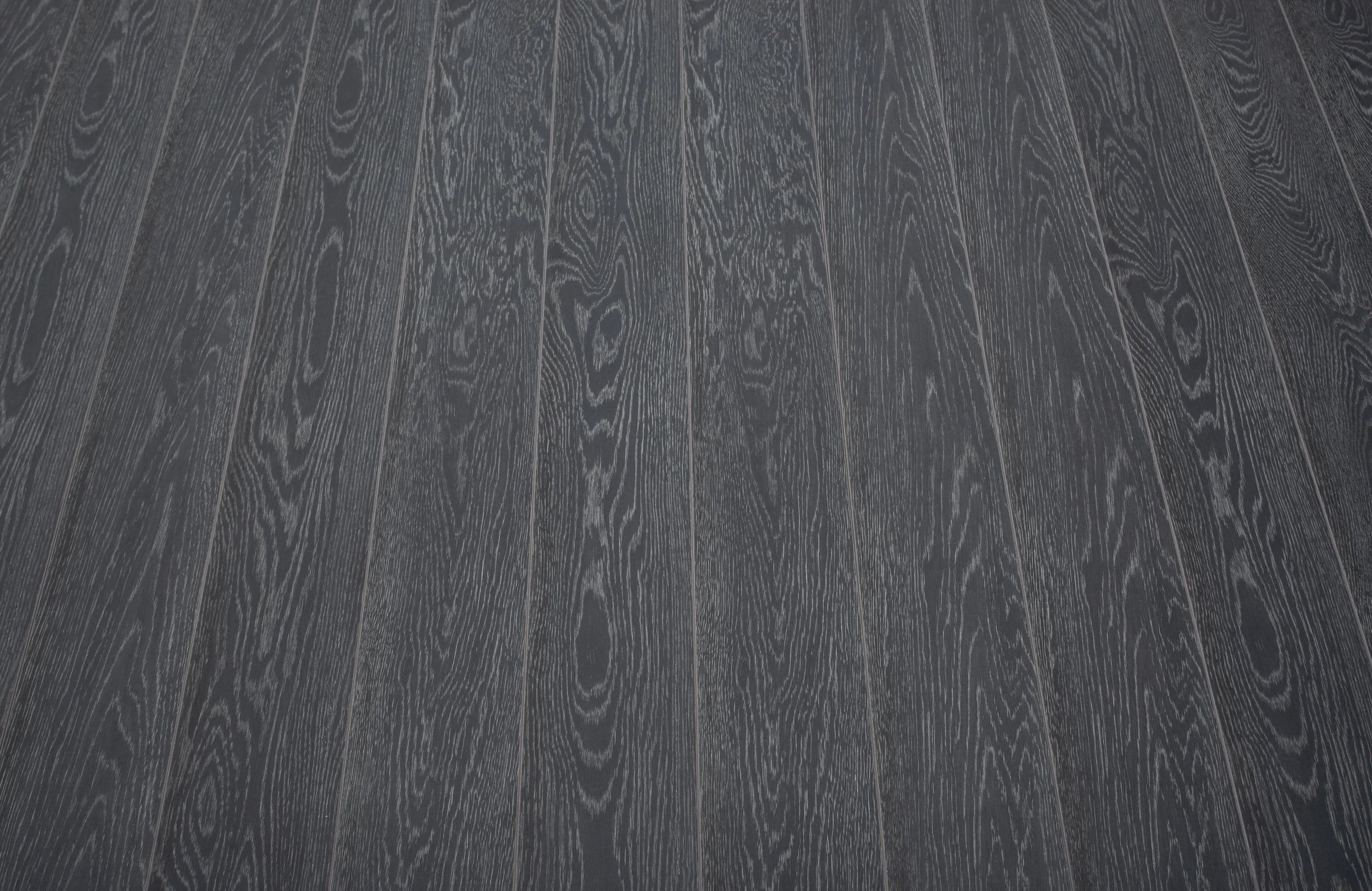 nordic-grey-oak-luxury-12mm-waterproof-laminate-flooring-3