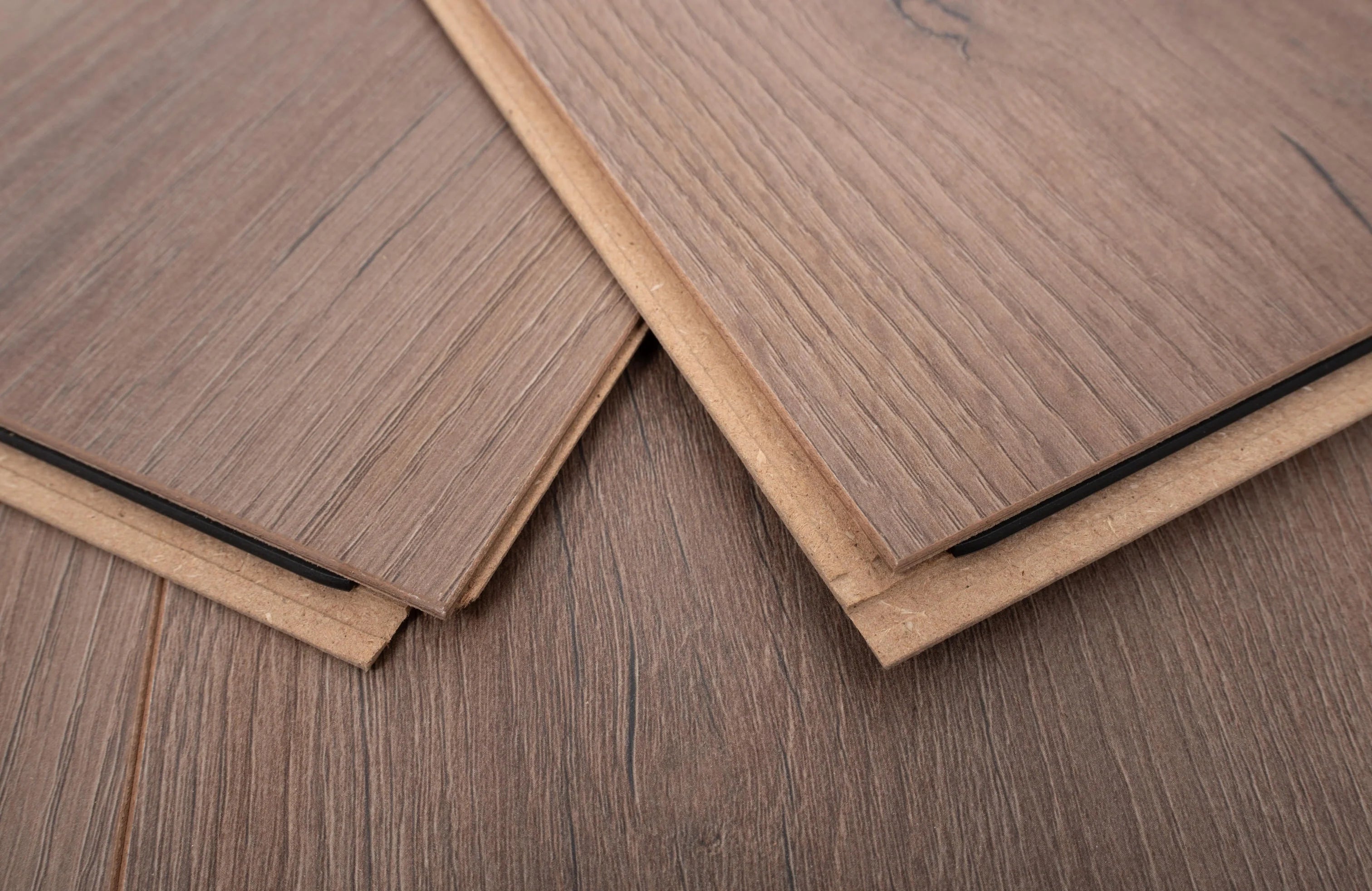palewood-oak-luxury-8mm-waterproof-laminate-flooring-20