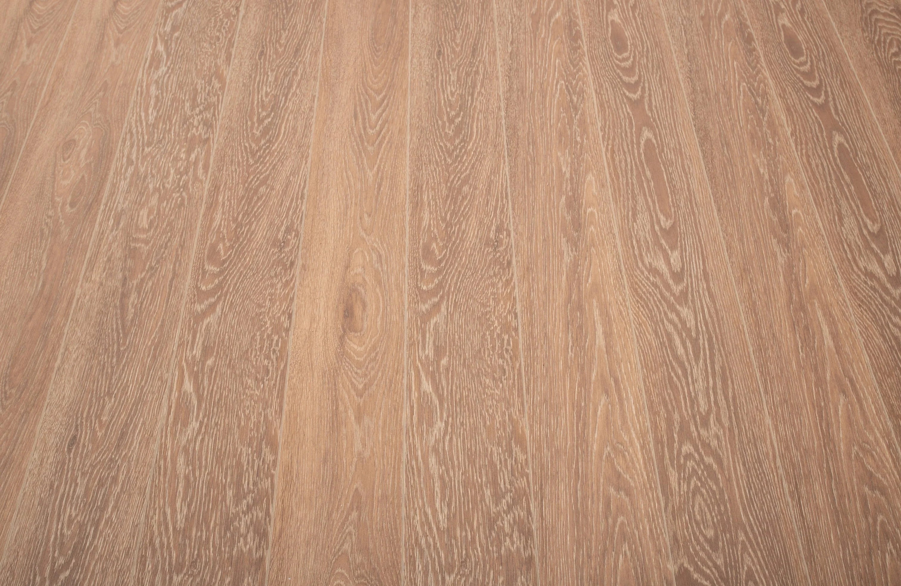 luxury-rosewood-oak-12mm-laminate-flooring-3