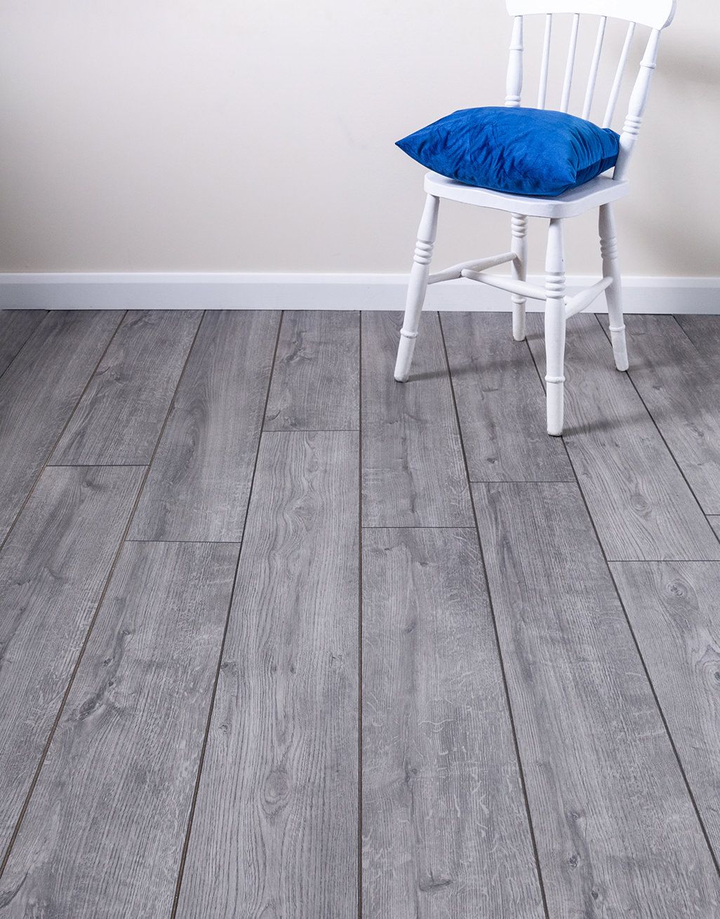 STEP_Click_Plus_Campus_Grey_Laminate_Flooring