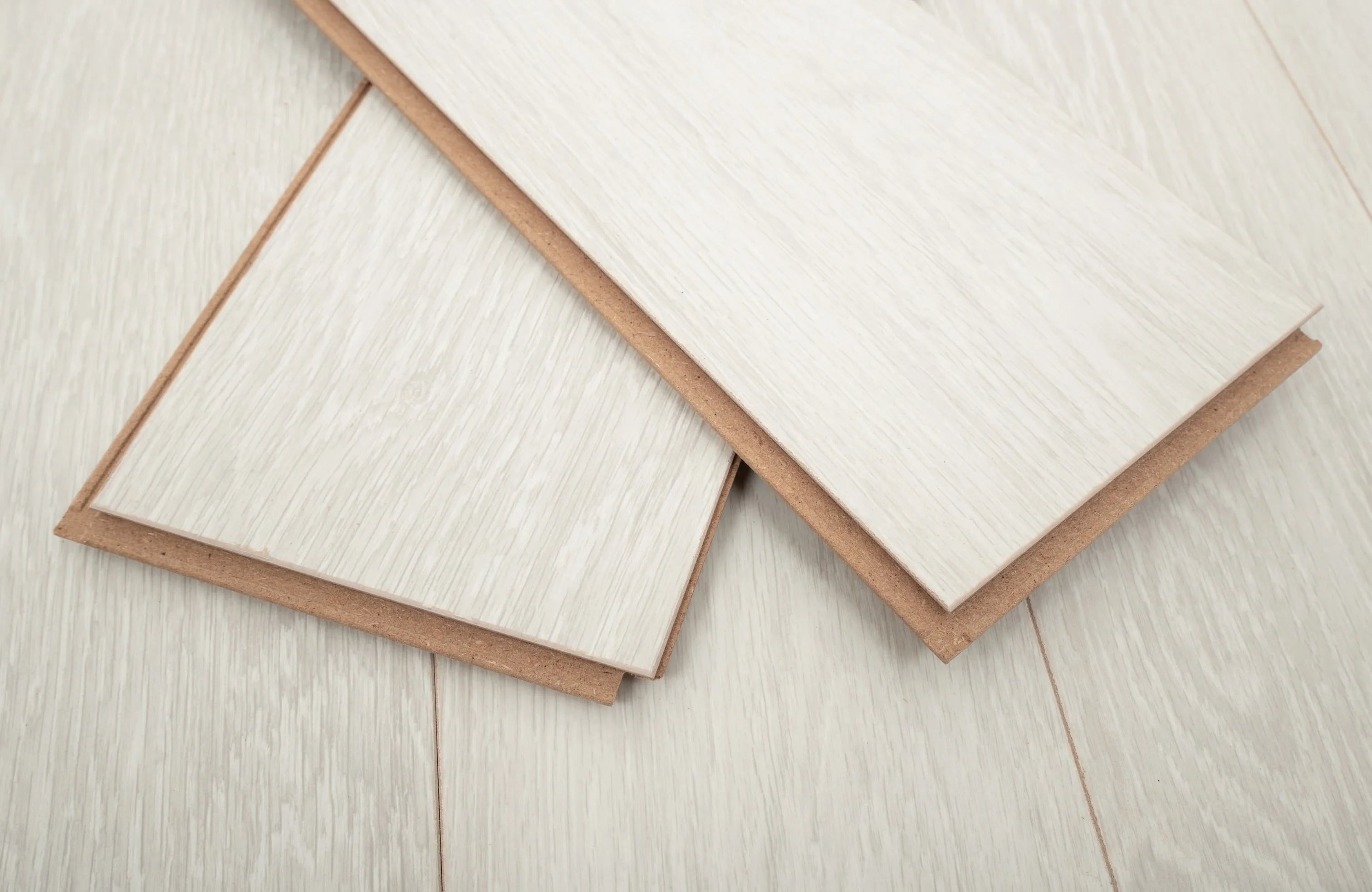 Silverpine Oak Luxury 12mm Waterproof Laminate Flooring
