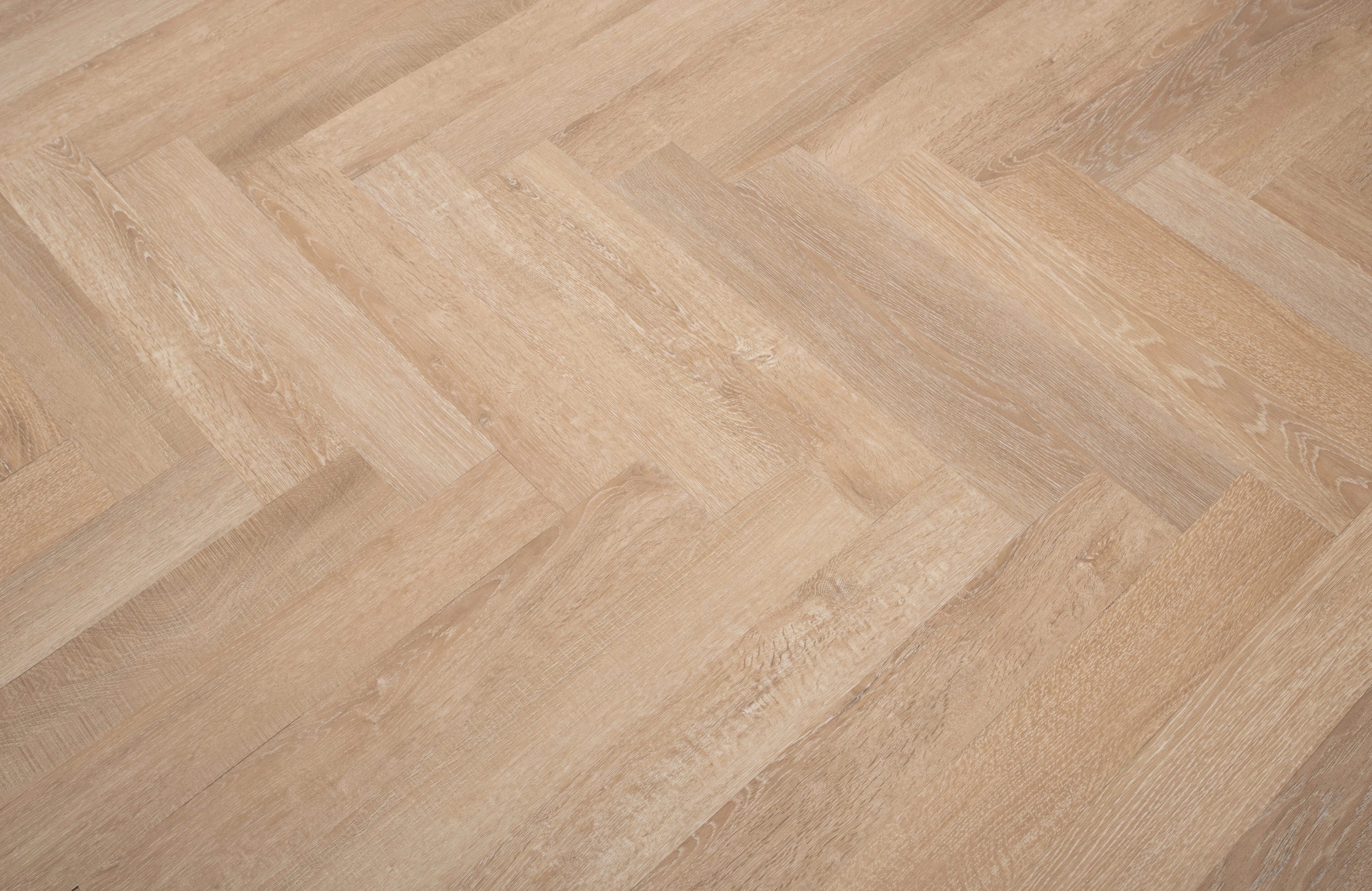 alba-mistwood-oak-herringbone-2mm-waterproof-glue-down-lvt-3