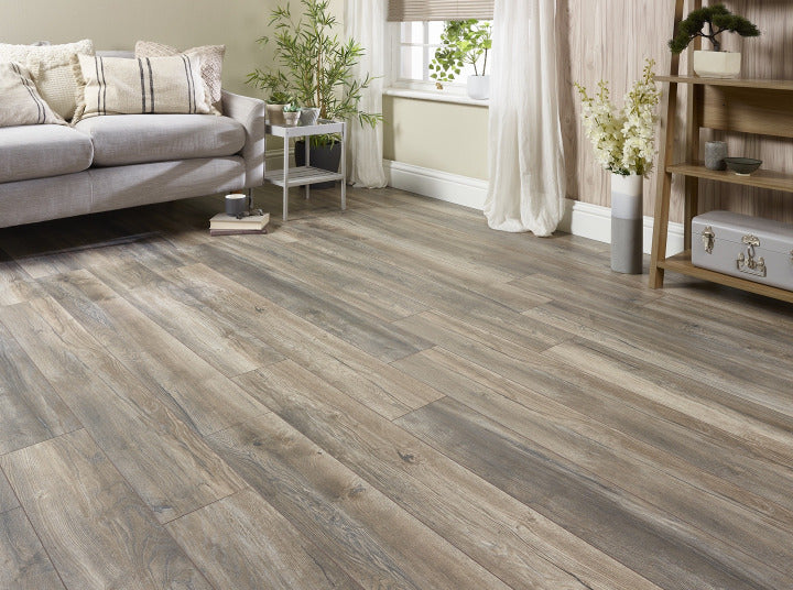 horizon-12mm-rustic-trail-oak-laminate-flooring-3