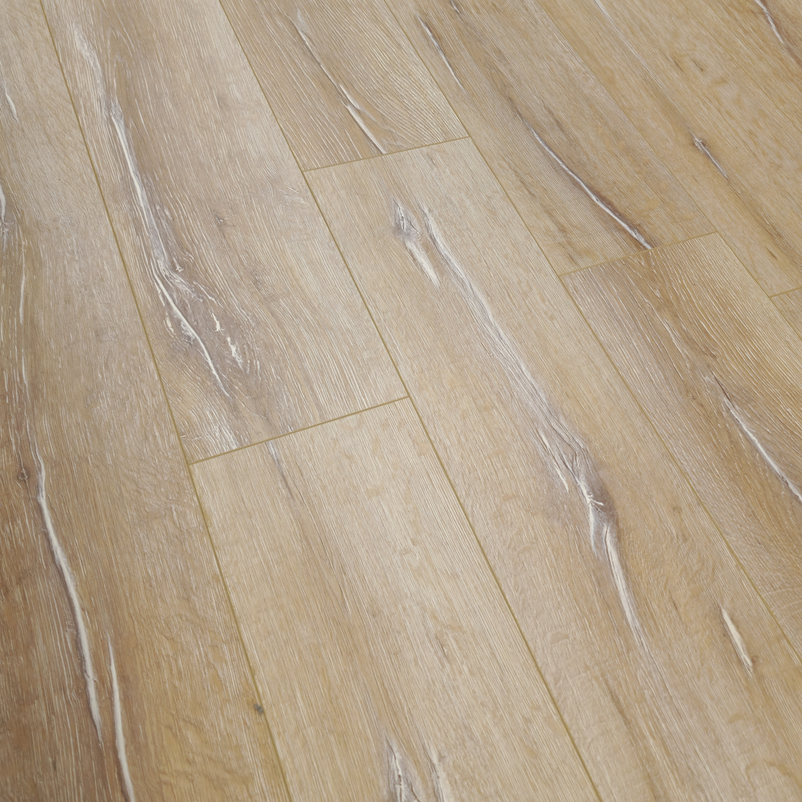sunlit-oak-luxury-8mm-waterproof-laminate-flooring-17