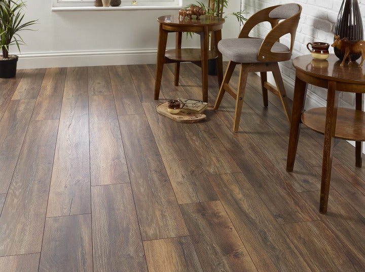 12mm-villa-harbour-oak-laminate-1