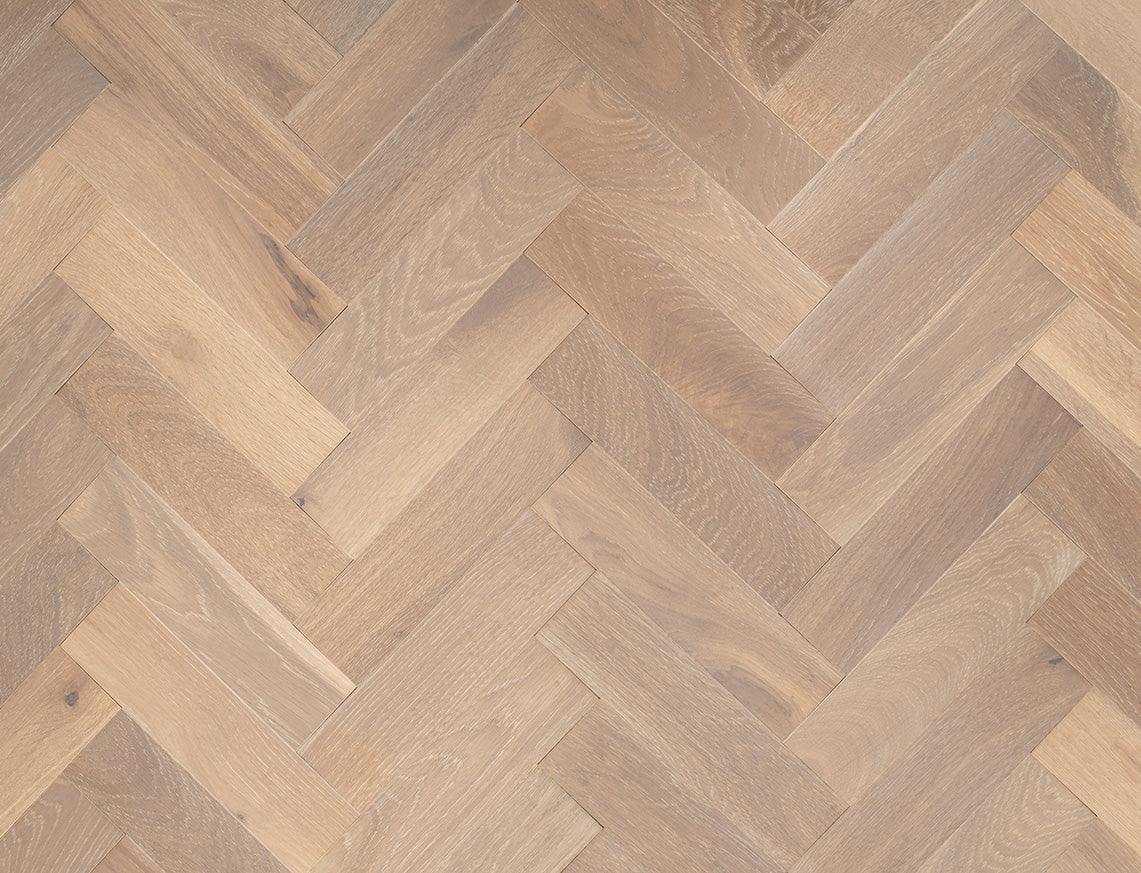 engineered-wood-flooring-verona-chatsworth-herringbone-oak-1