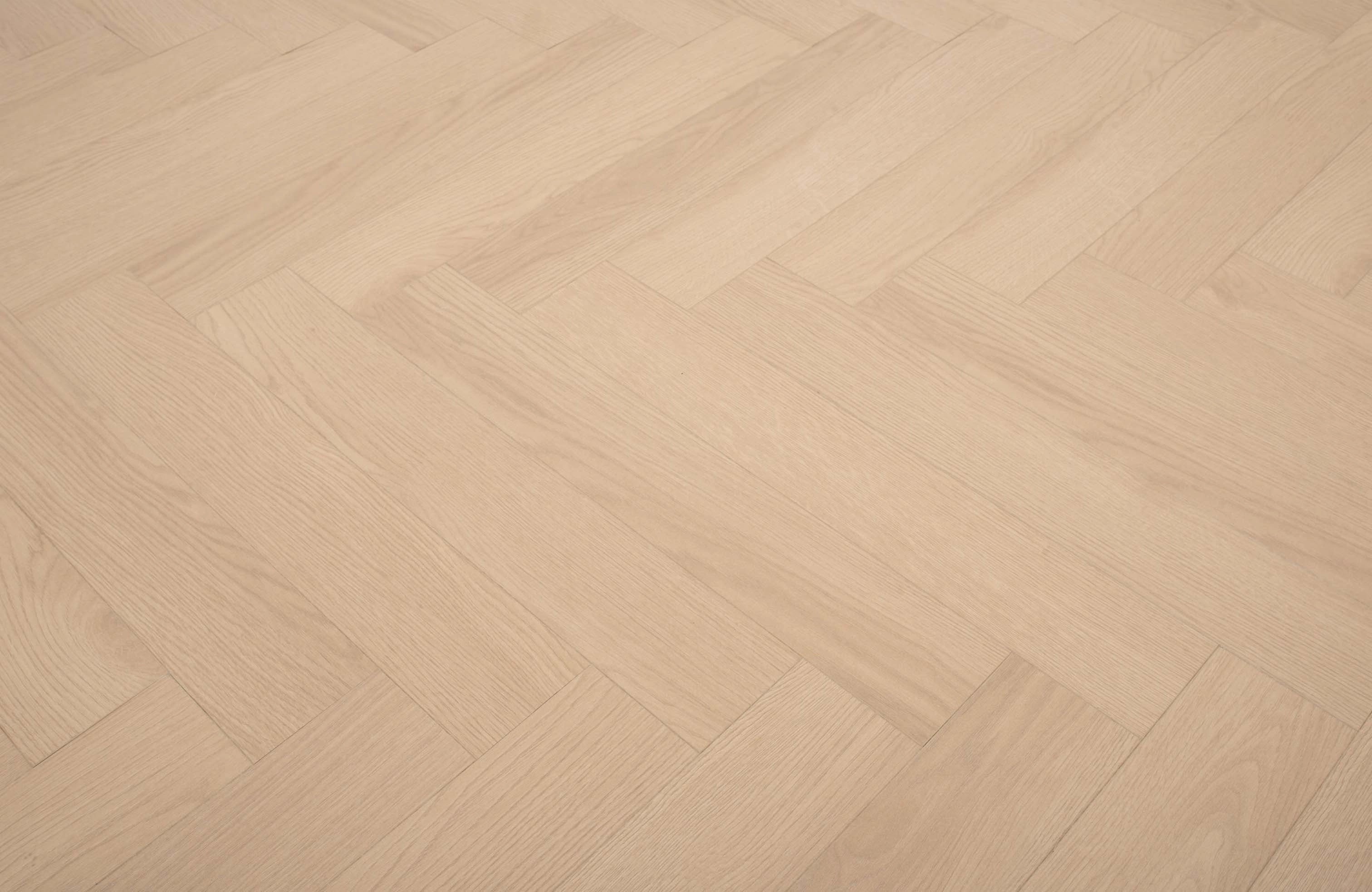 kingsley-8mm-eversham-oak-herringbone-laminate-flooring-6