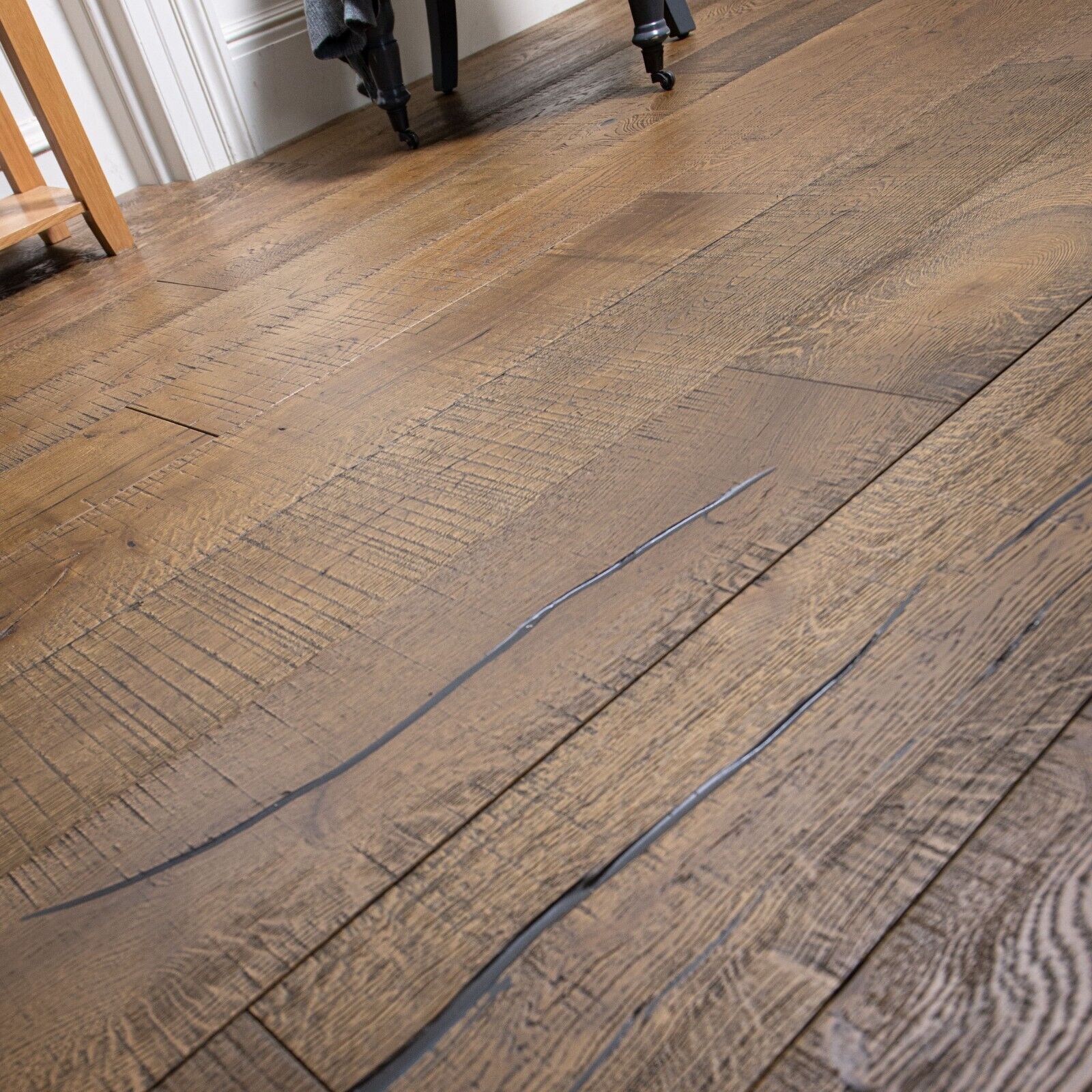 lilypad-rustic-distressed-engineered-wood-flooring-5