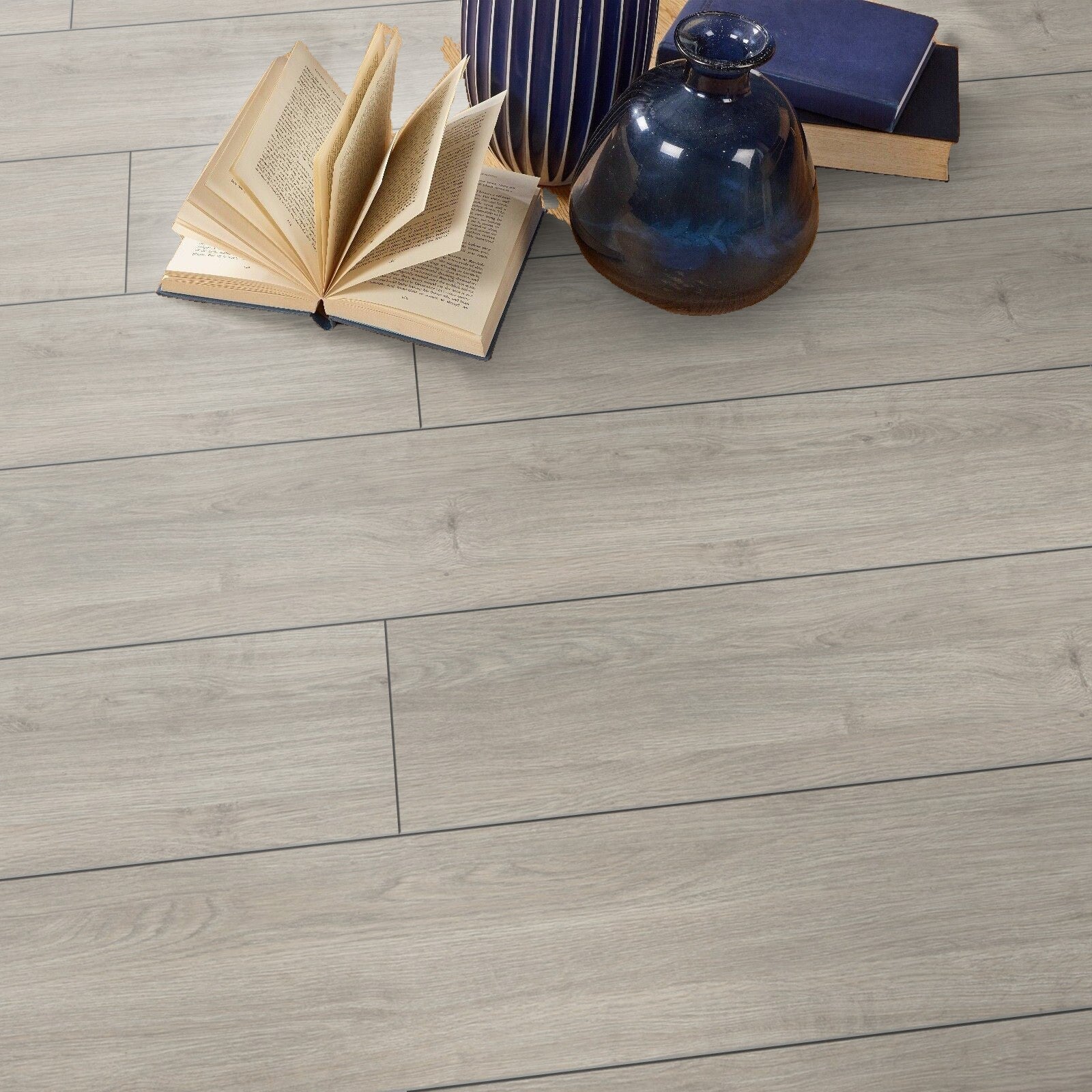 step-click-xl-devine-laminate-flooring-2