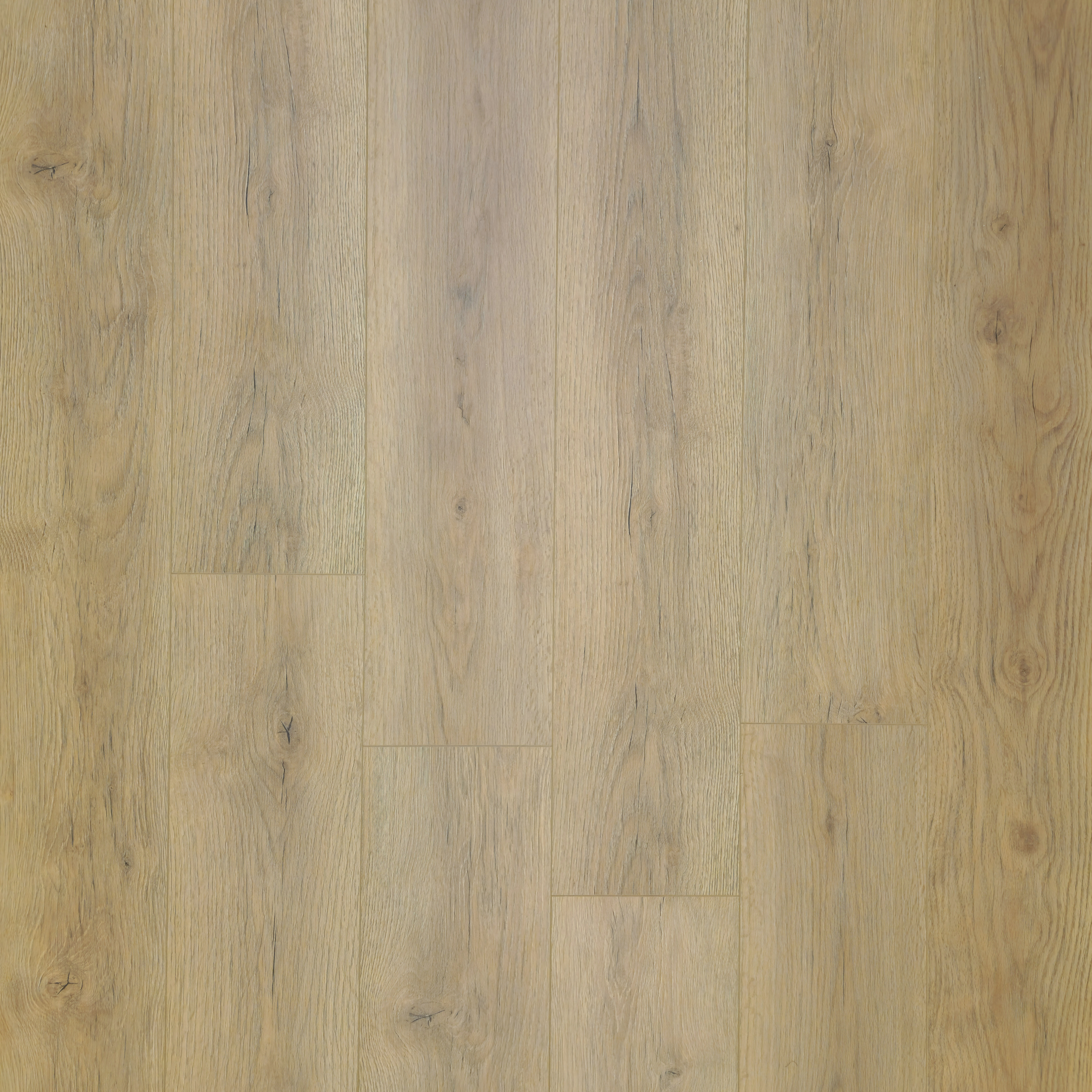 lightwood-oak-luxury-8mm-waterproof-laminate-flooring-11