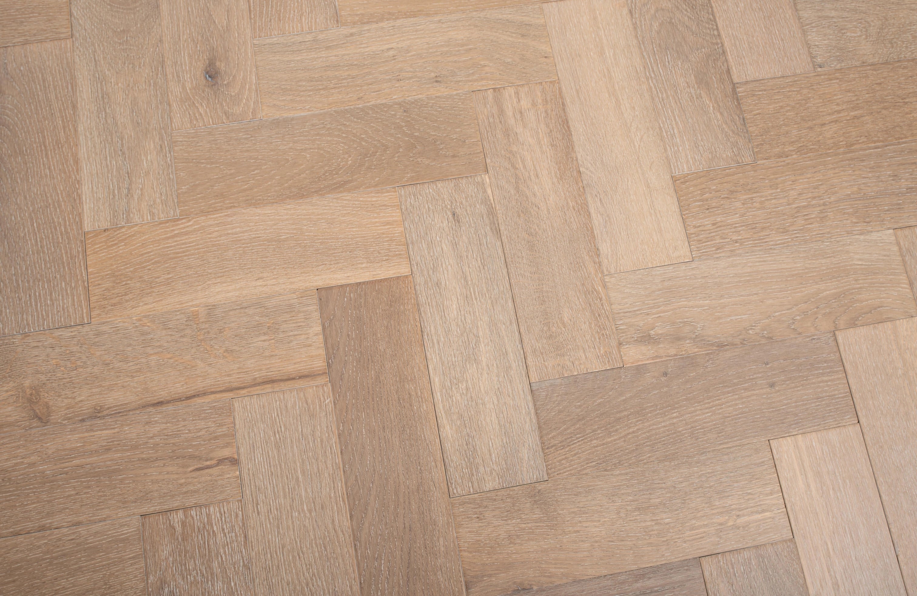 Thameside Oak Herringbone 14mm Engineered Wood Flooring