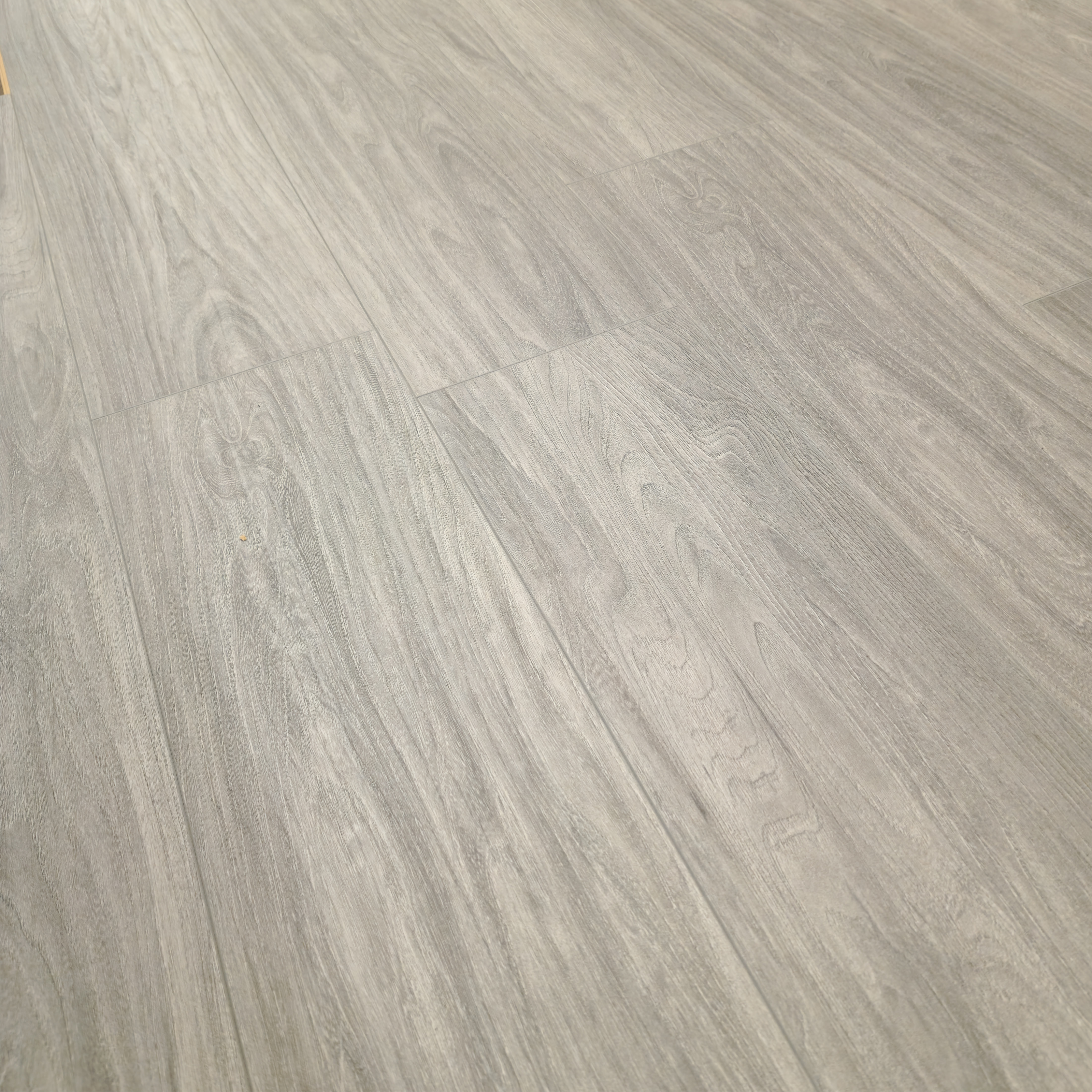 Storm Grey Oak Luxury 8mm AC5 Waterproof Laminate Flooring-5